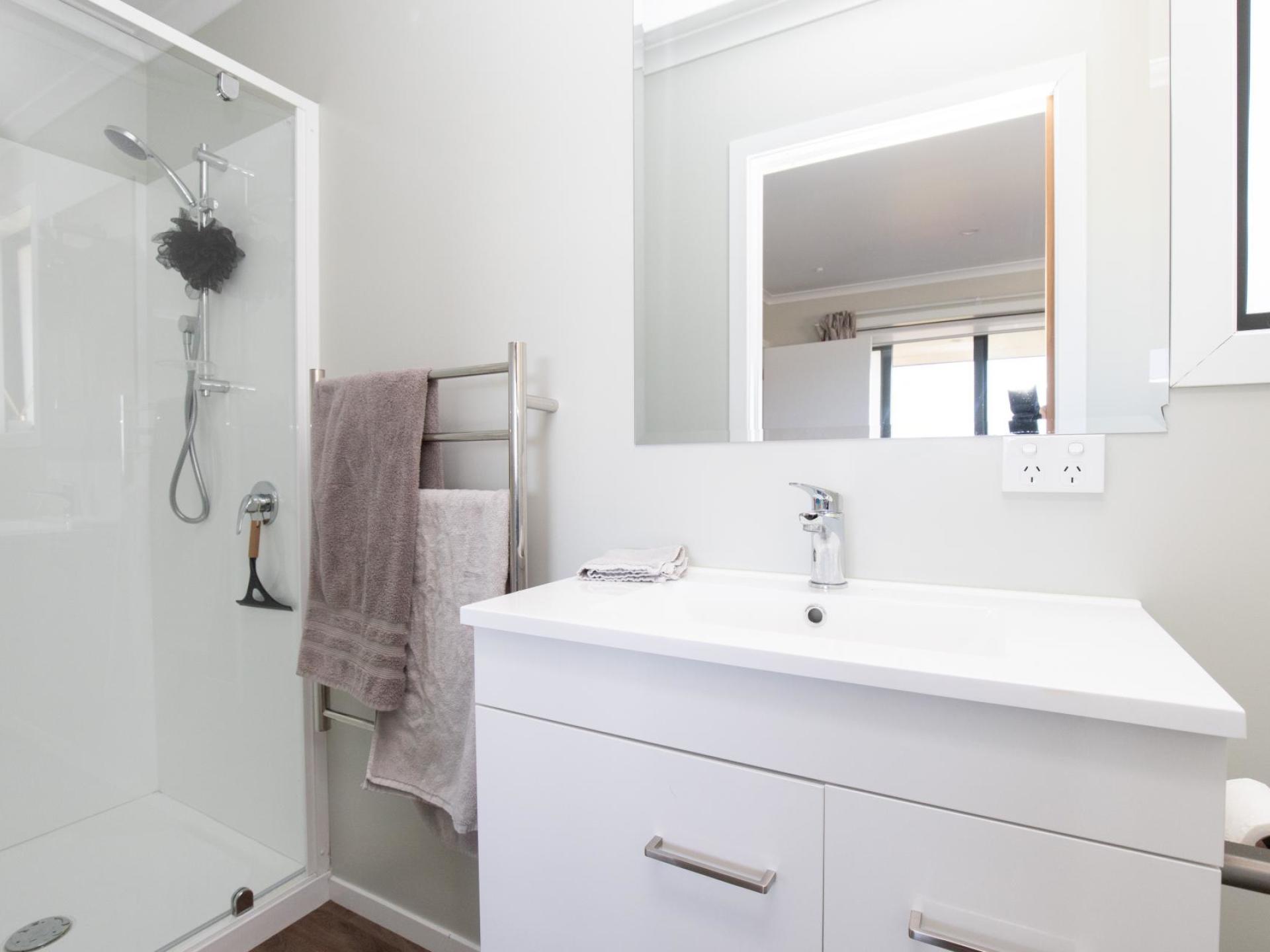 4c Fernleigh Street, Kerepehi 4c Fernleigh Street, Kerepehi