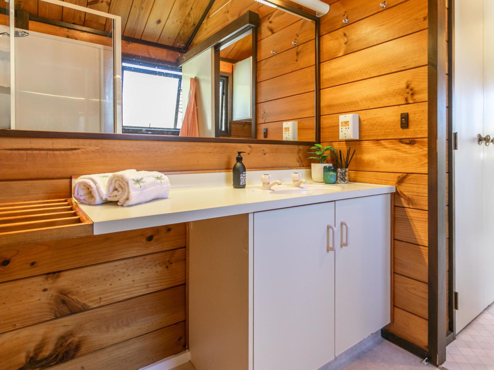 9 Margot Place, Hahei