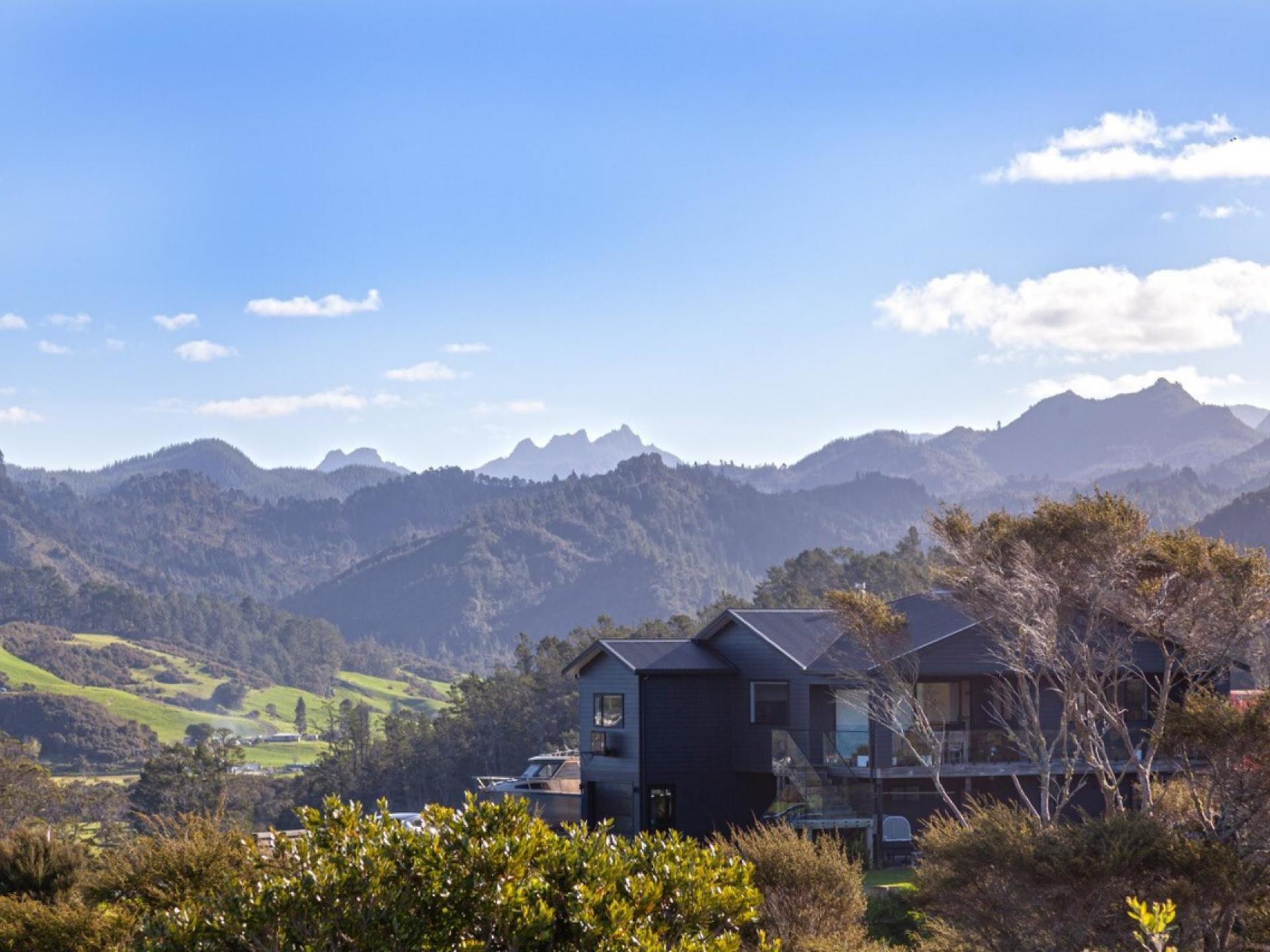 3 Mason Rise, Tairua