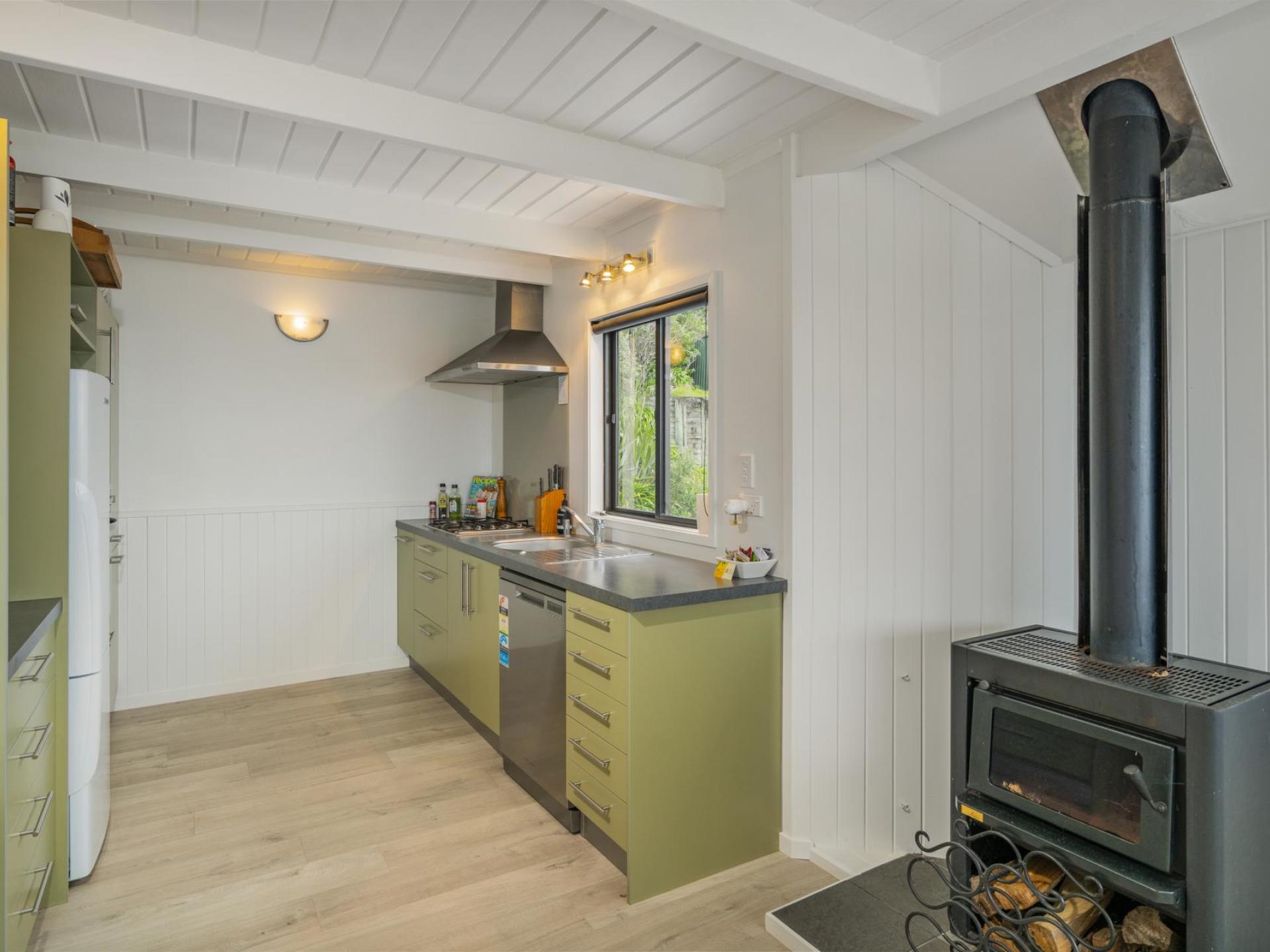 5 Florence Place, Hahei