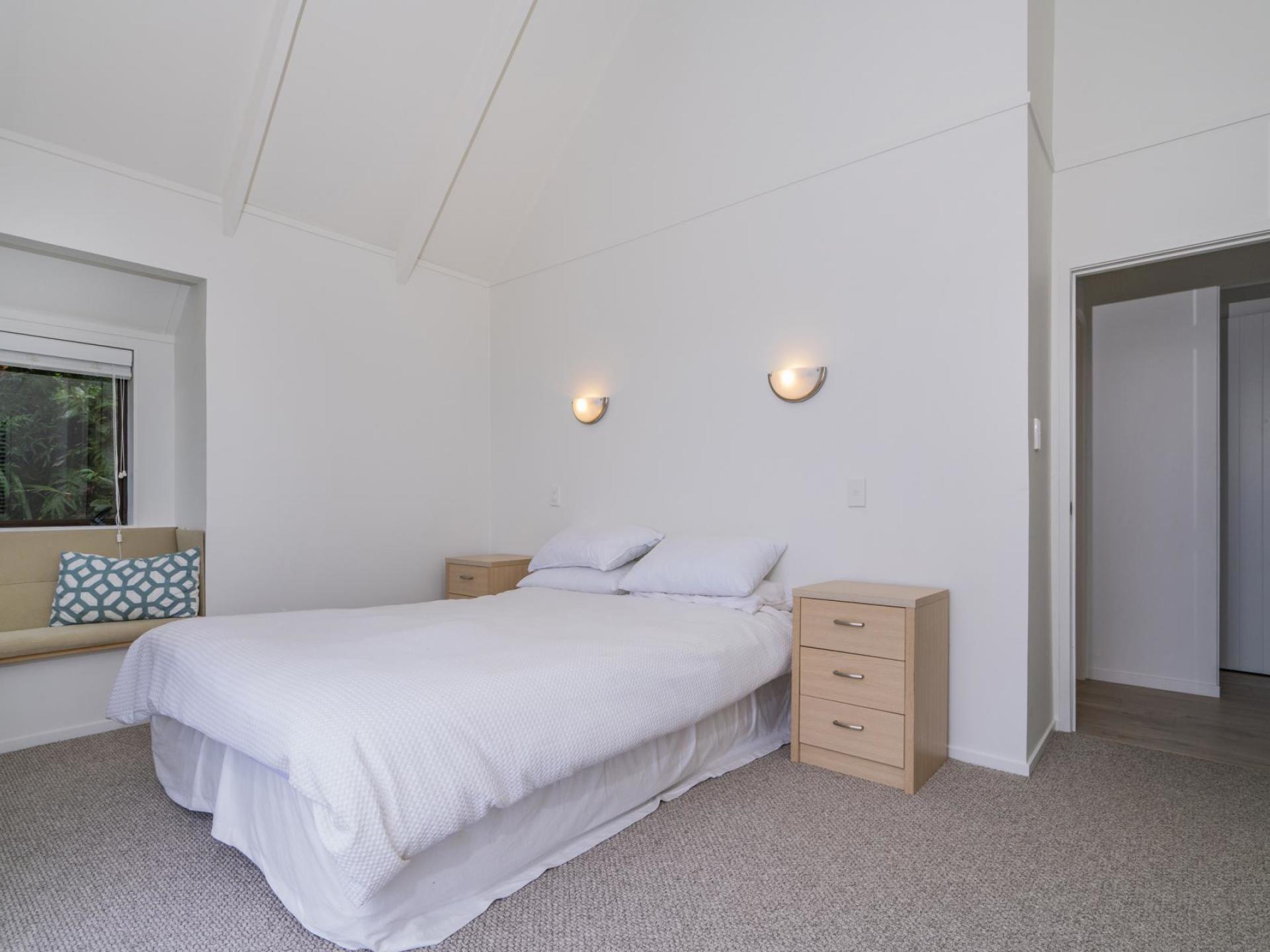 5 Florence Place, Hahei