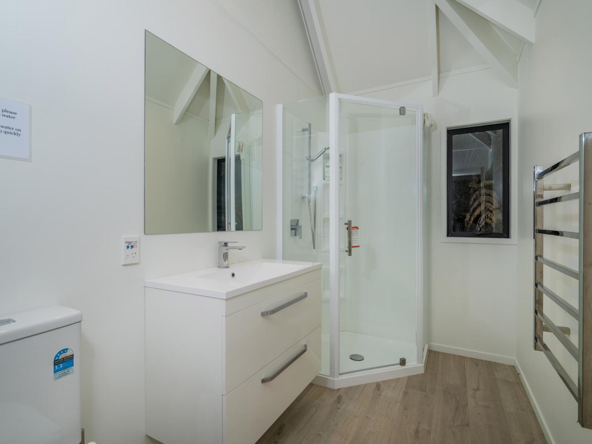 5 Florence Place, Hahei