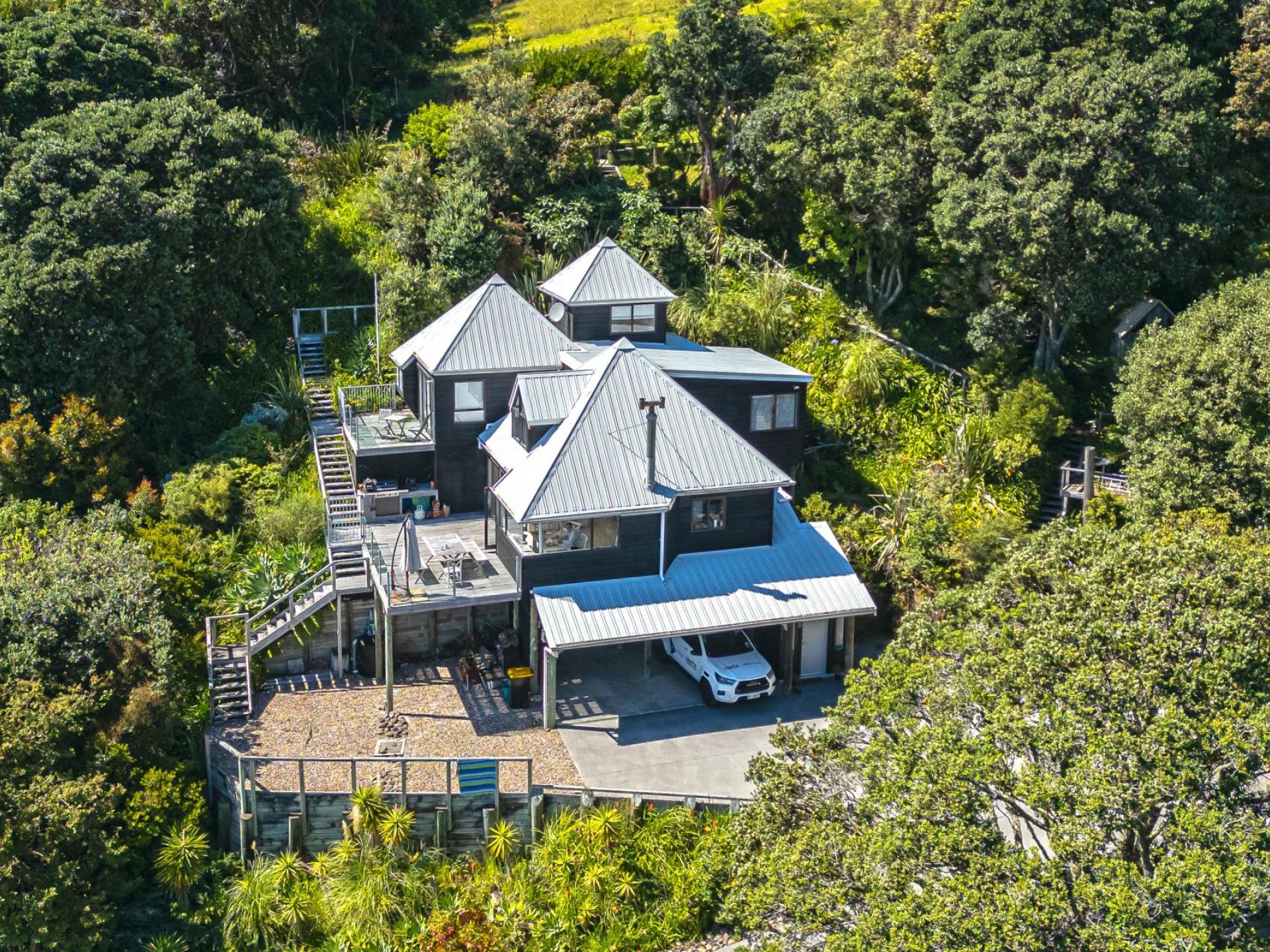 5 Florence Place, Hahei