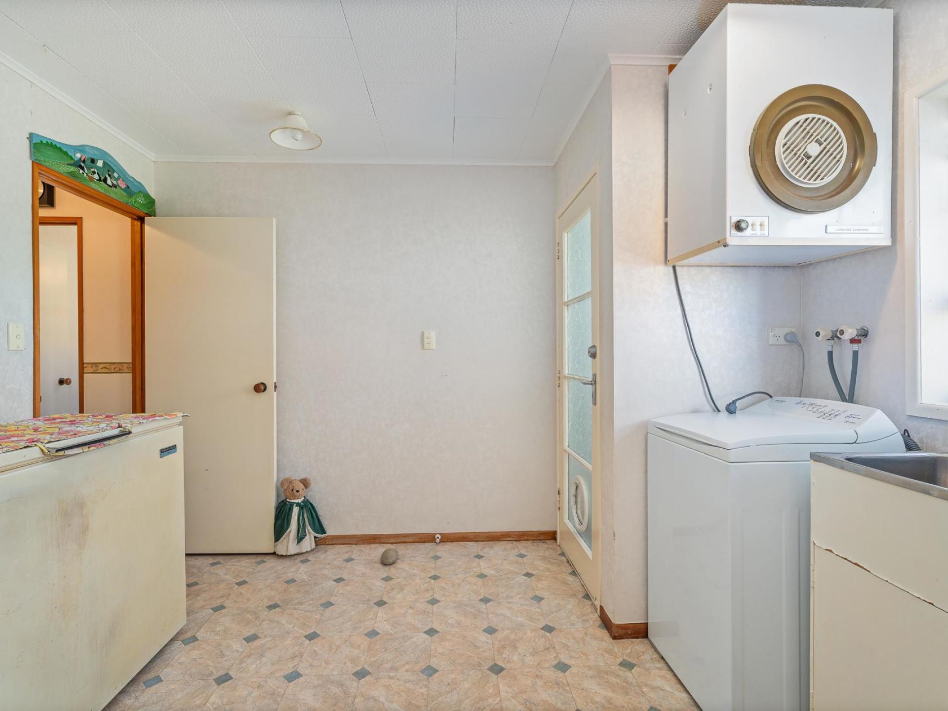 9 Hamilton Crescent, Whitianga