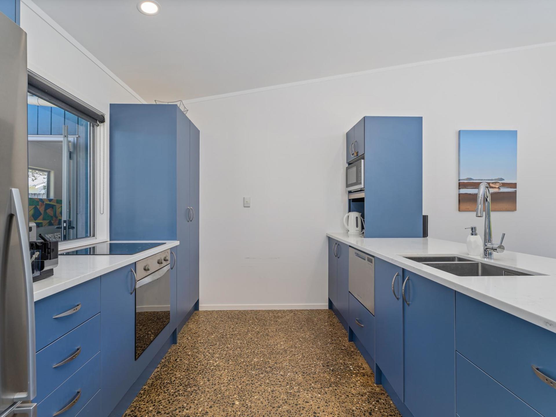 113 Sands Crescent, Matarangi