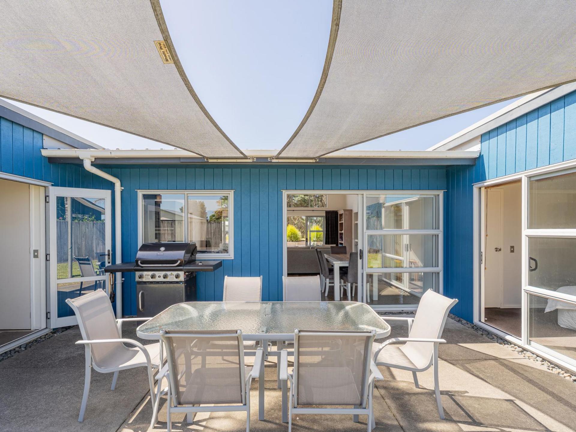 113 Sands Crescent, Matarangi