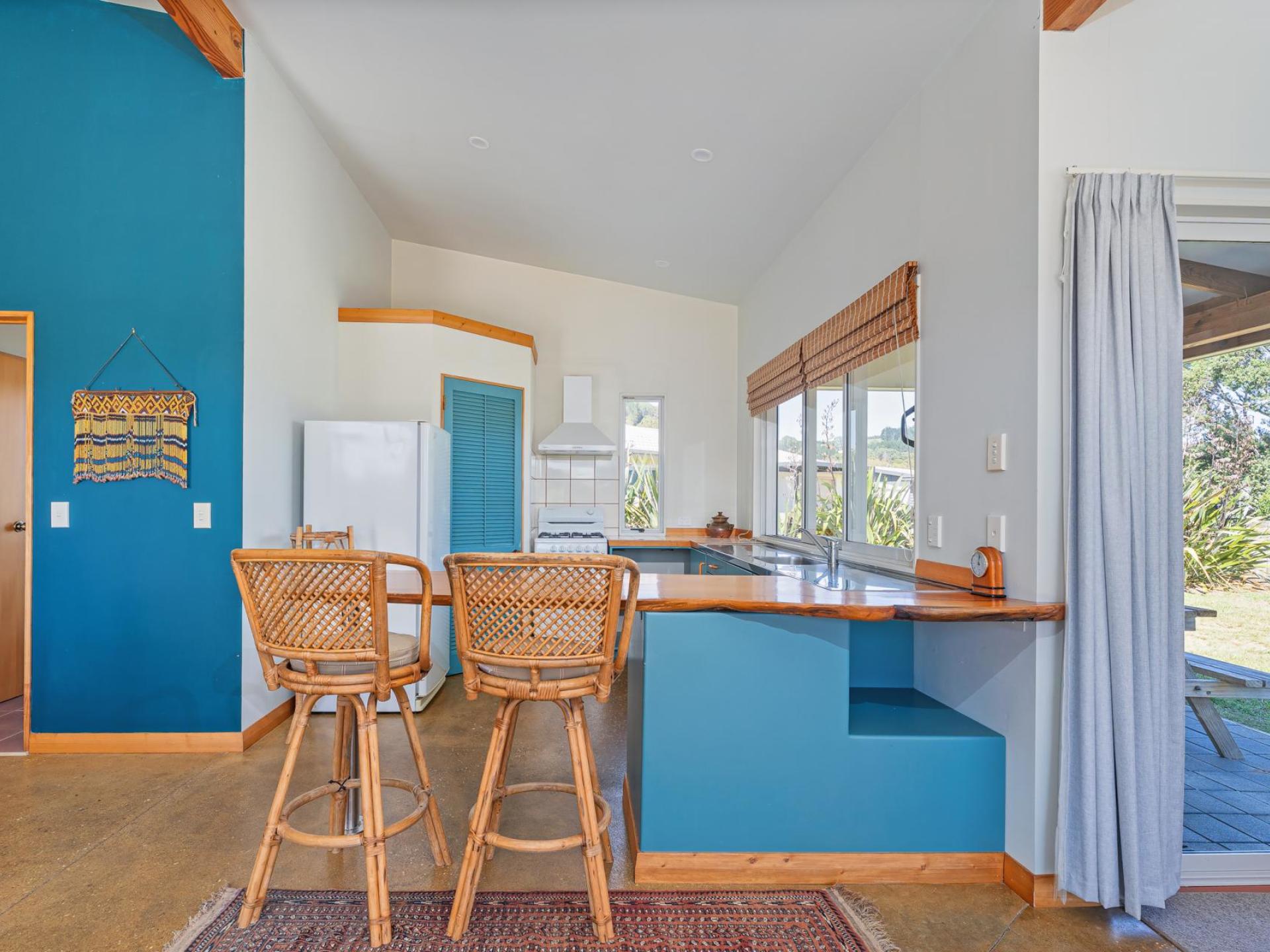 1 Hawk Hill Crescent, Cooks Beach