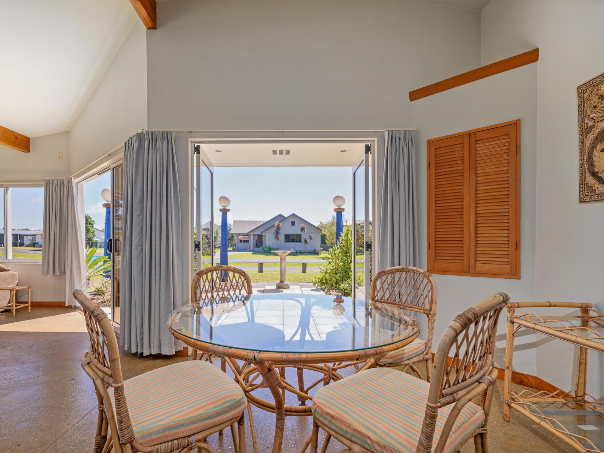 1 Hawk Hill Crescent, Cooks Beach