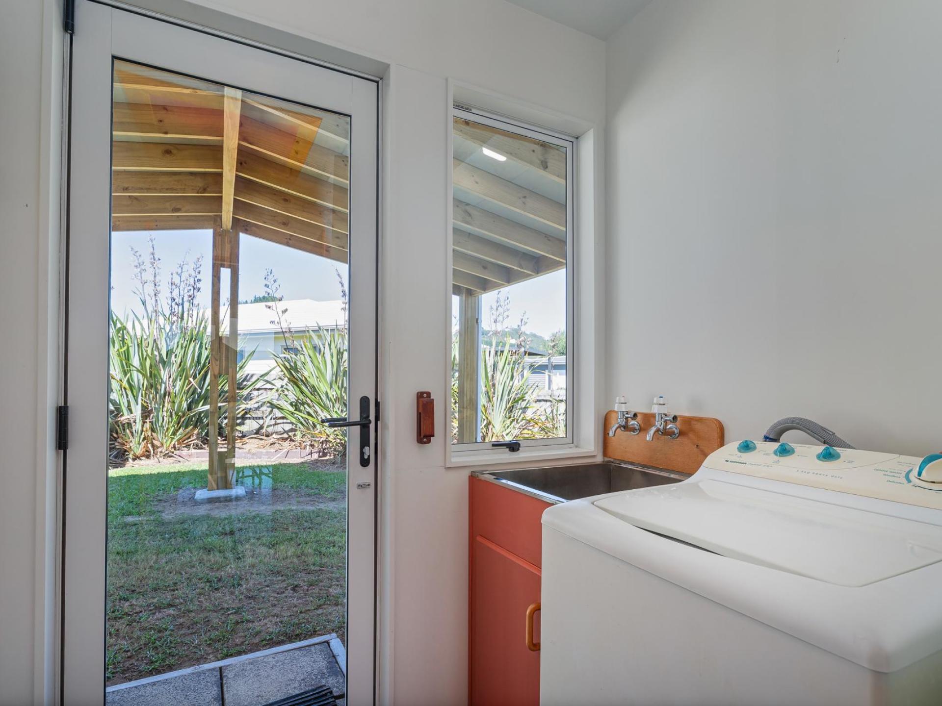 1 Hawk Hill Crescent, Cooks Beach