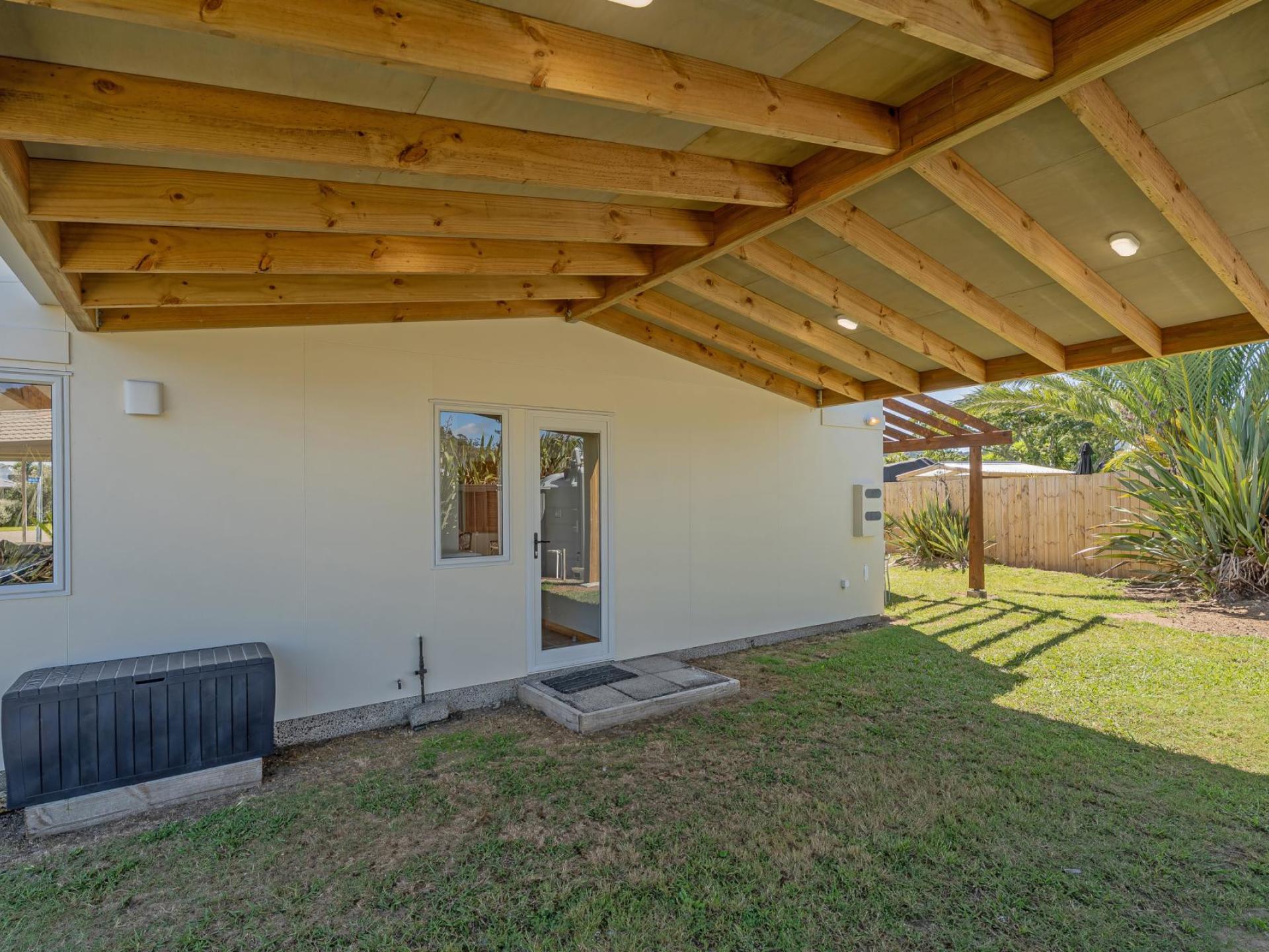 1 Hawk Hill Crescent, Cooks Beach