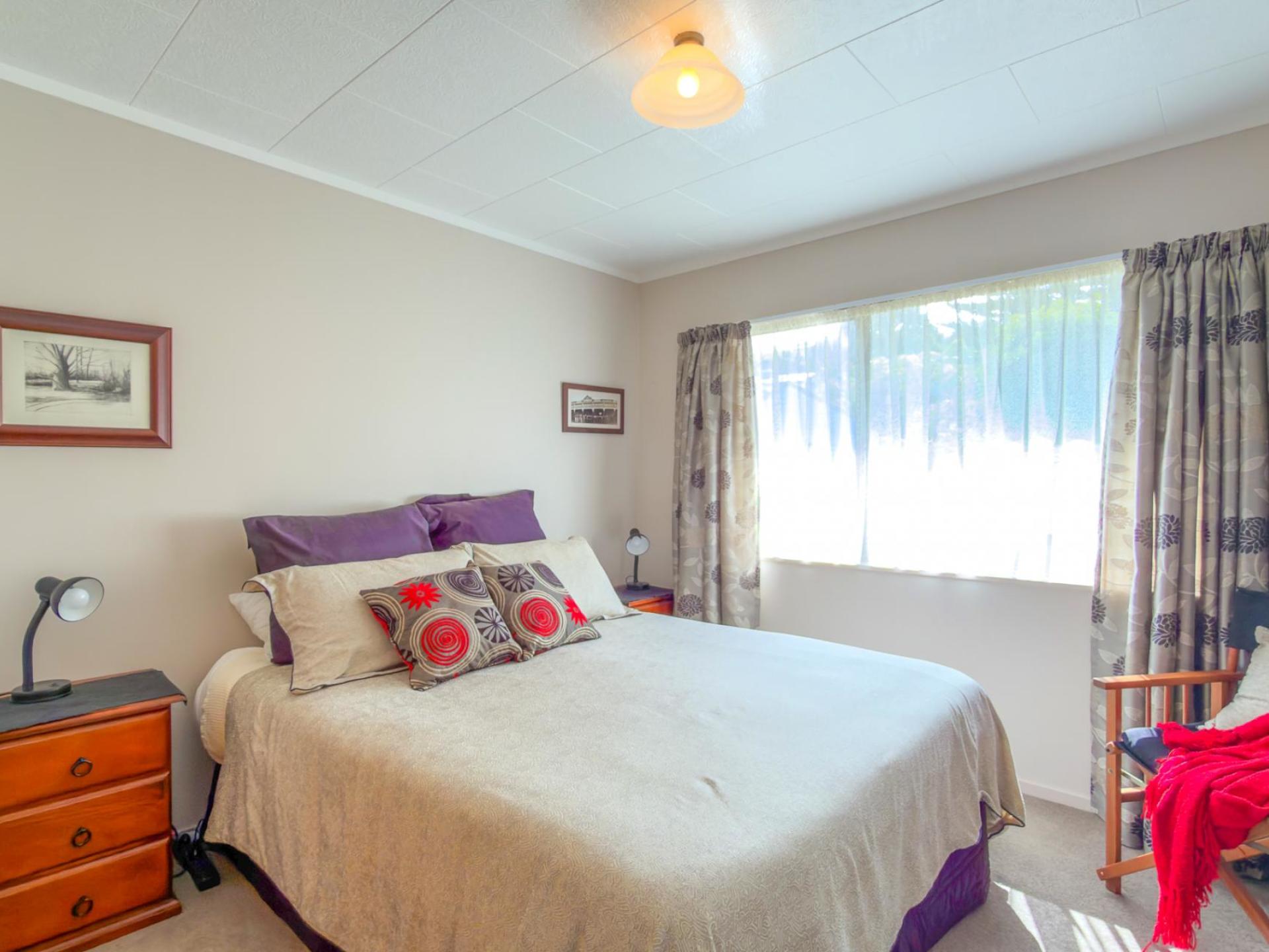 101 Mount View Road, Thames