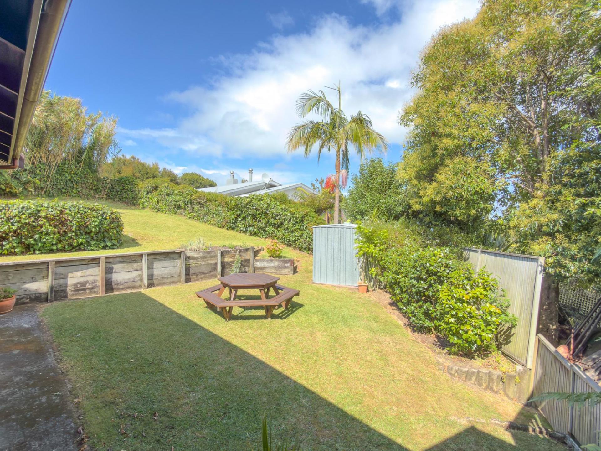 101 Mount View Road, Thames