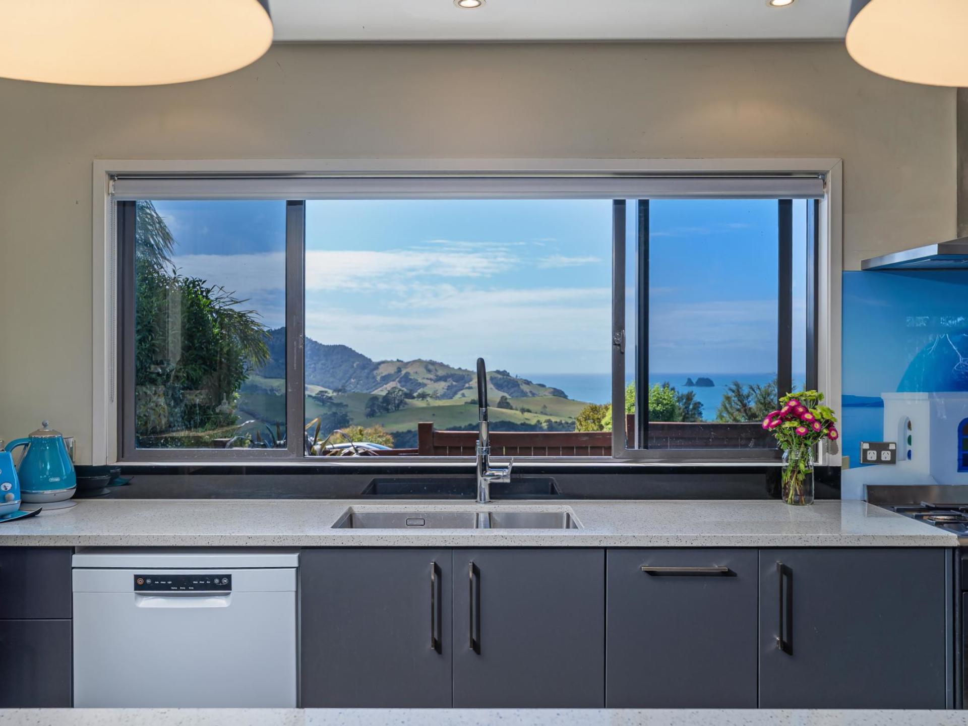 4 Tarapatiki Drive, Whitianga