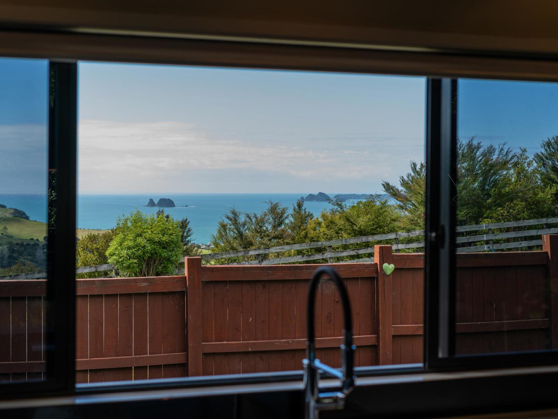 4 Tarapatiki Drive, Whitianga