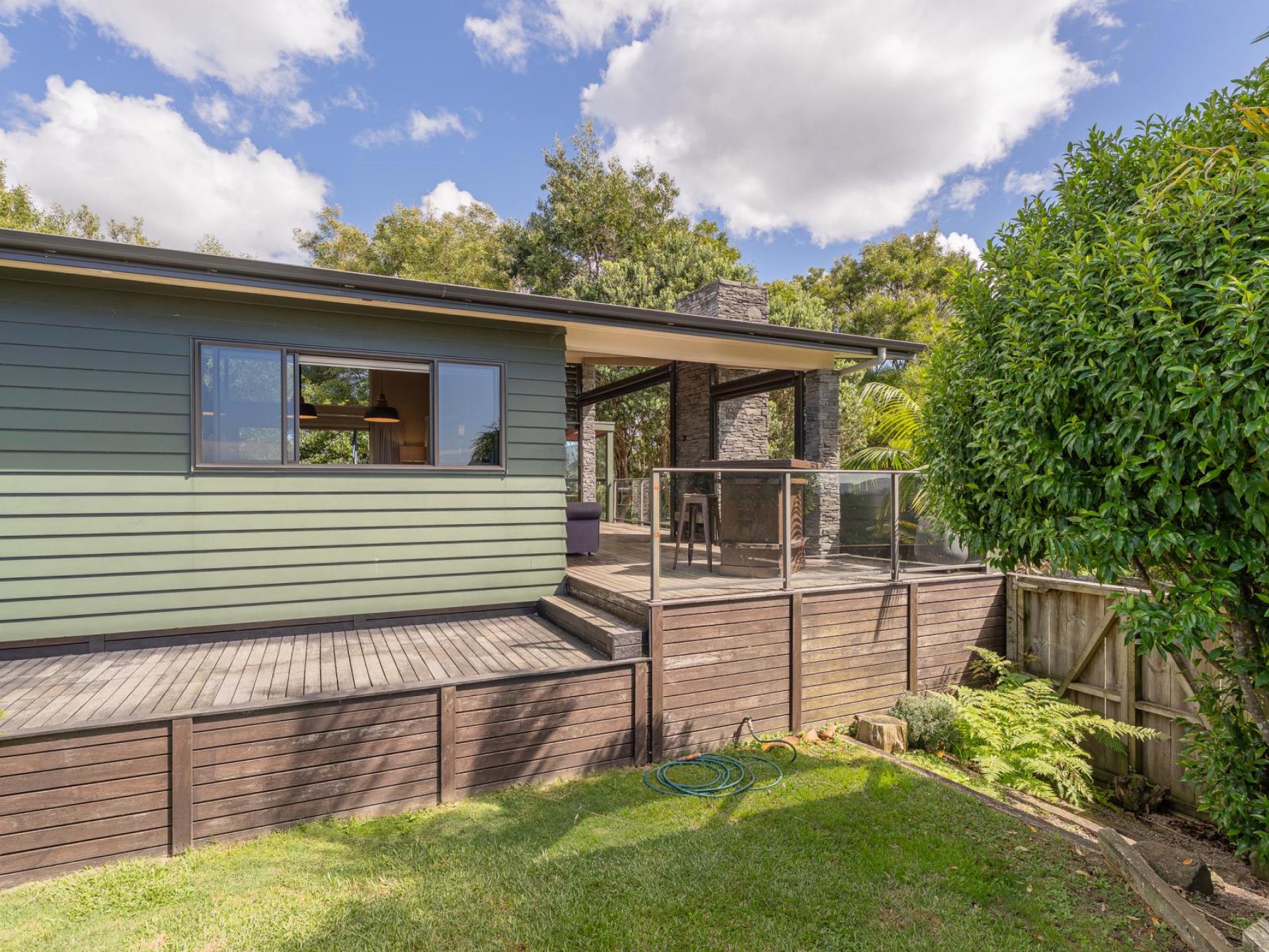 4 Tarapatiki Drive, Whitianga