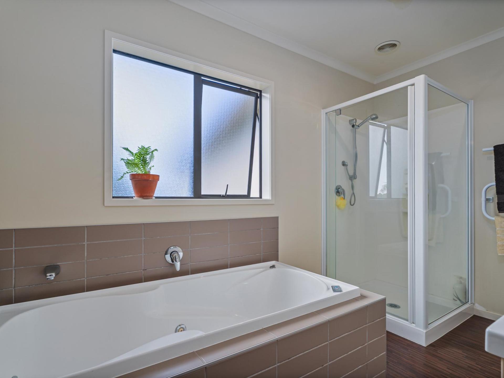 4 Tarapatiki Drive, Whitianga