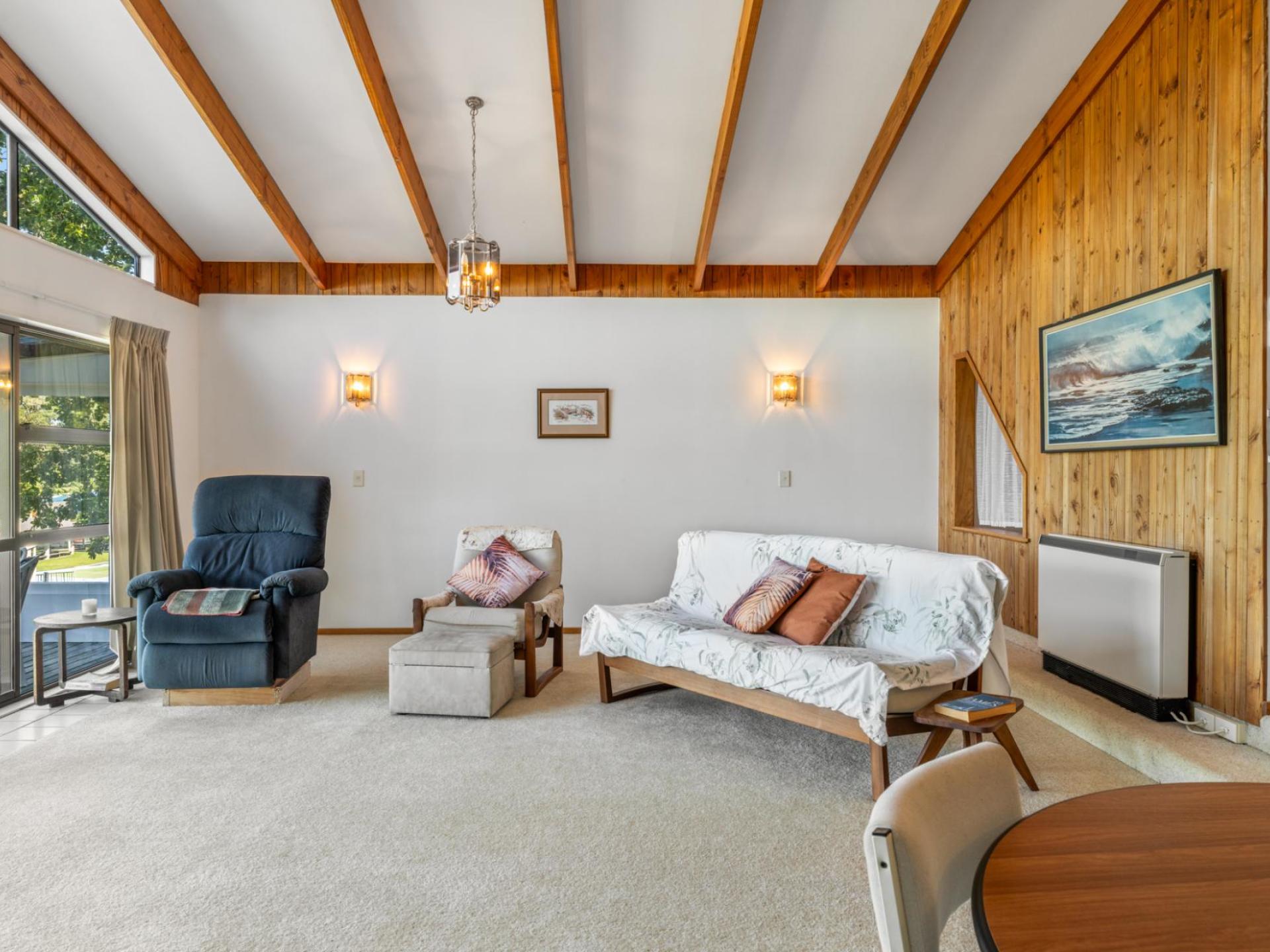 111 Main Road, Tairua