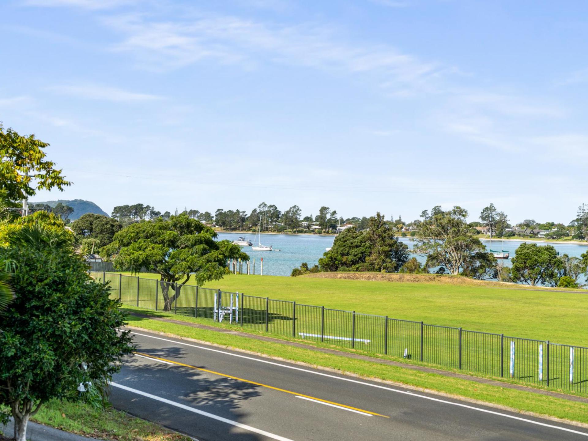 111 Main Road, Tairua