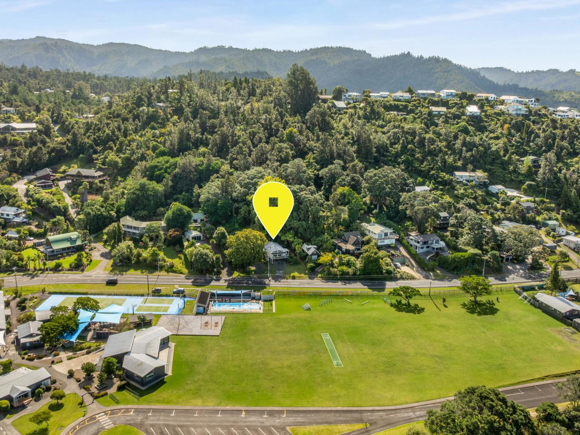 111 Main Road, Tairua
