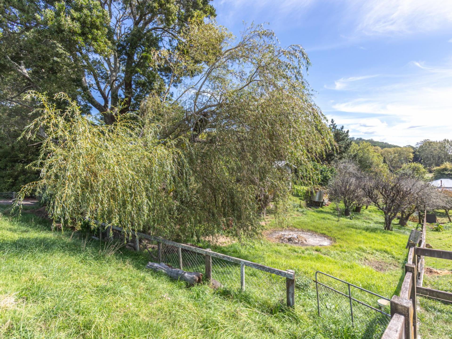 15 Albert Street, Karangahake 15 Albert Street, Karangahake