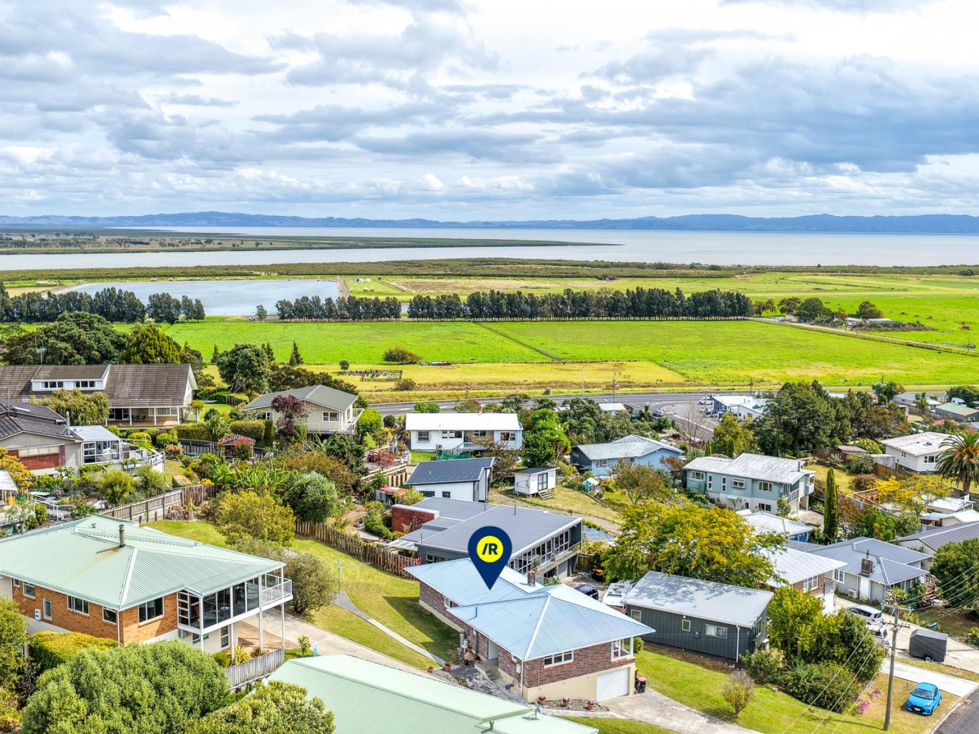 216 Tony Avenue, Thames