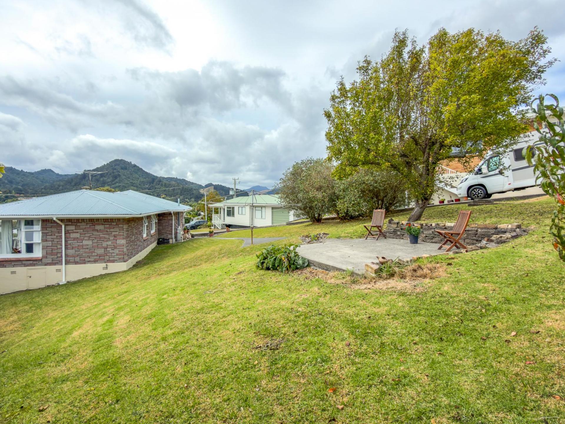 216 Tony Avenue, Thames