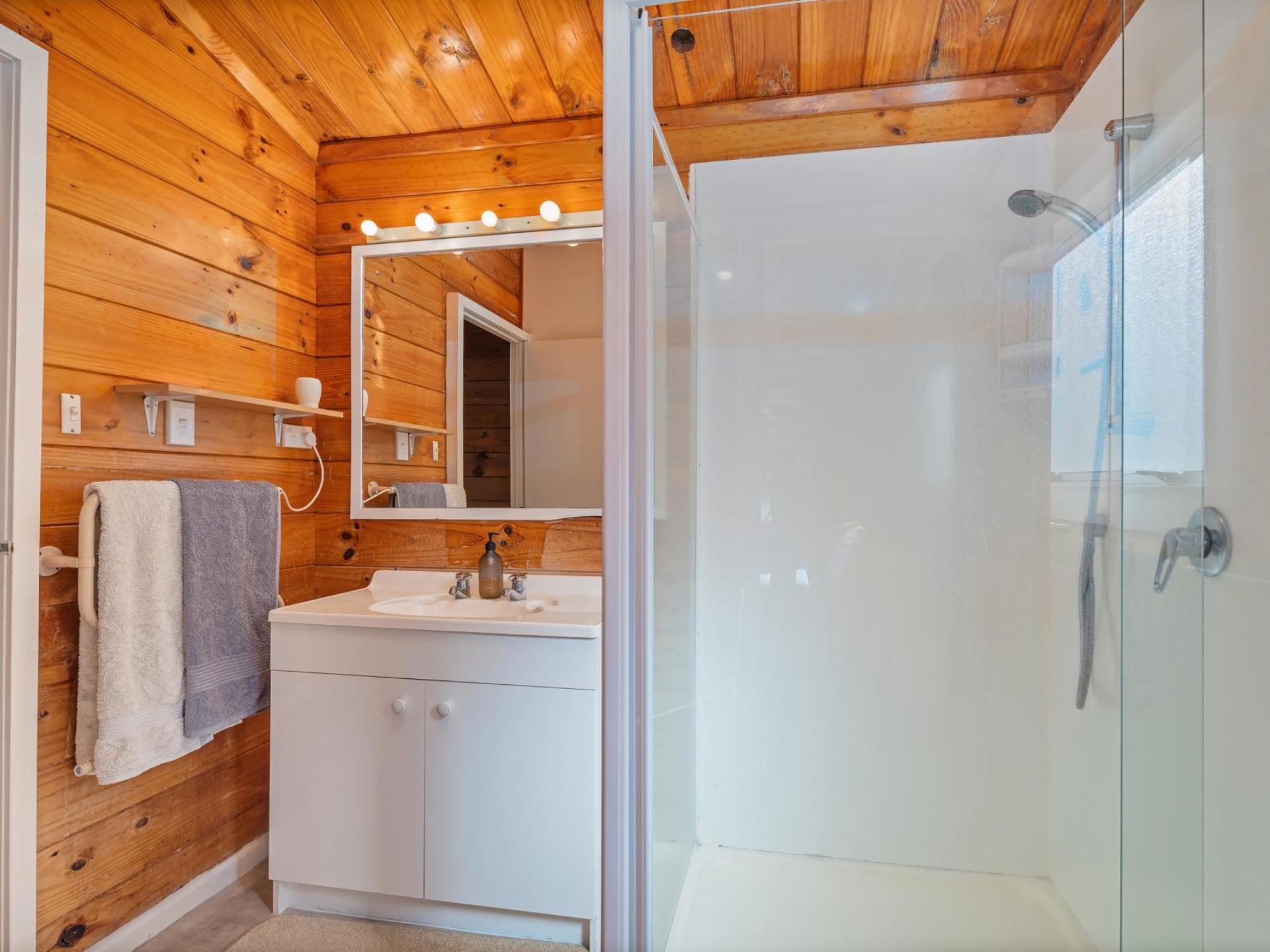 32 McCall Ave, Pauanui