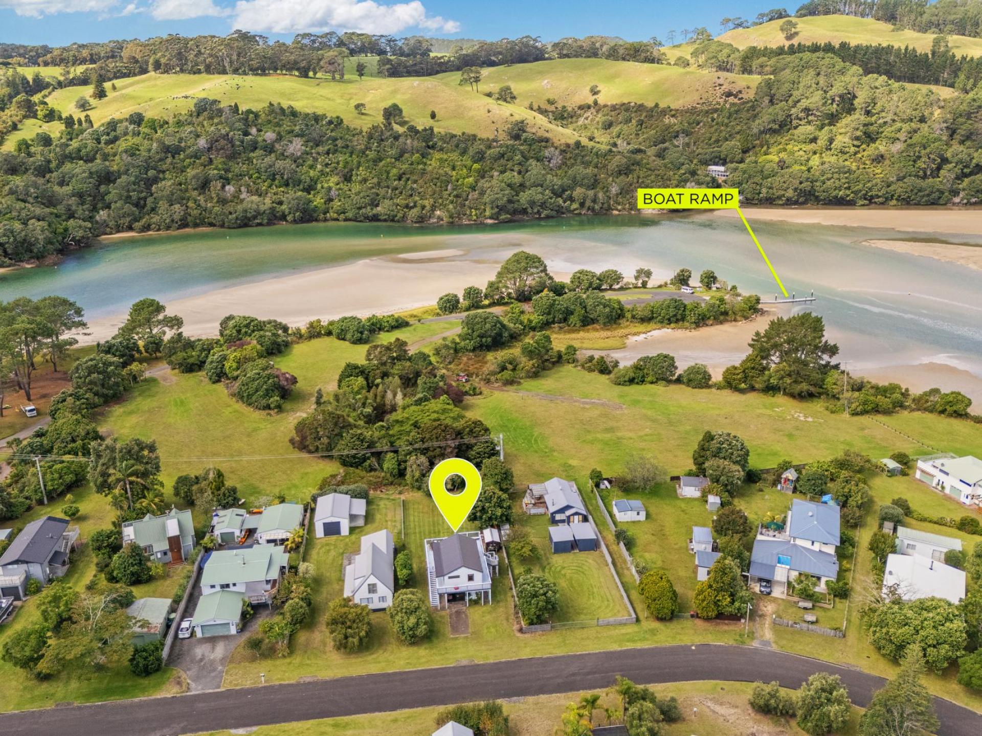 85 Oyster Drive, Cooks Beach