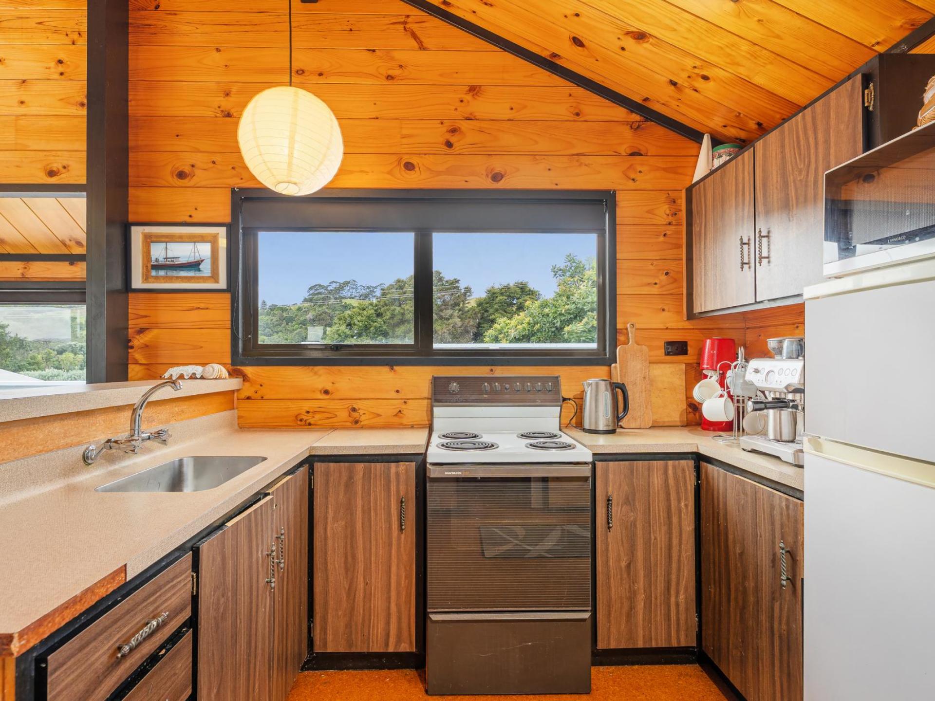 85 Oyster Drive, Cooks Beach