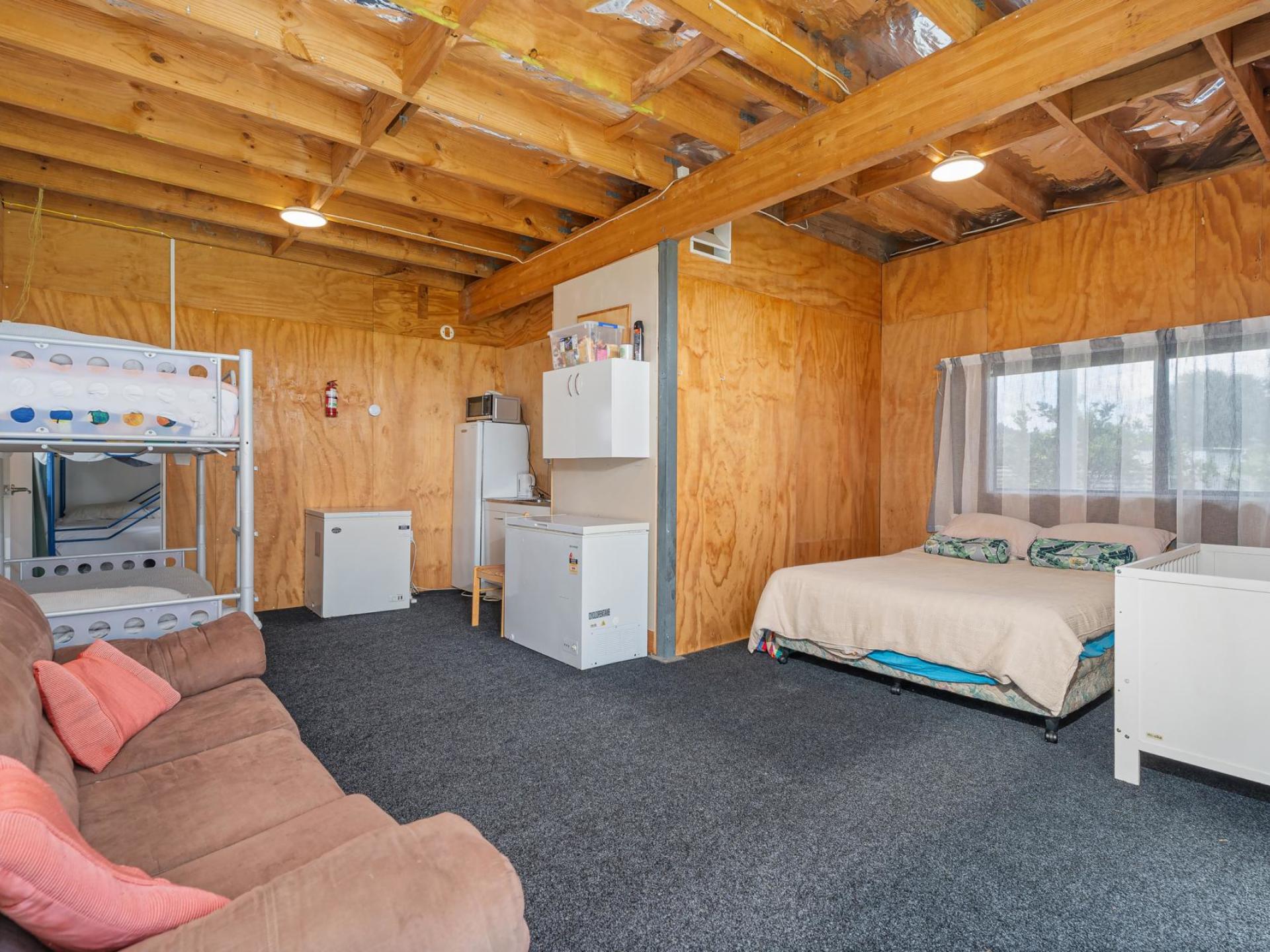 85 Oyster Drive, Cooks Beach