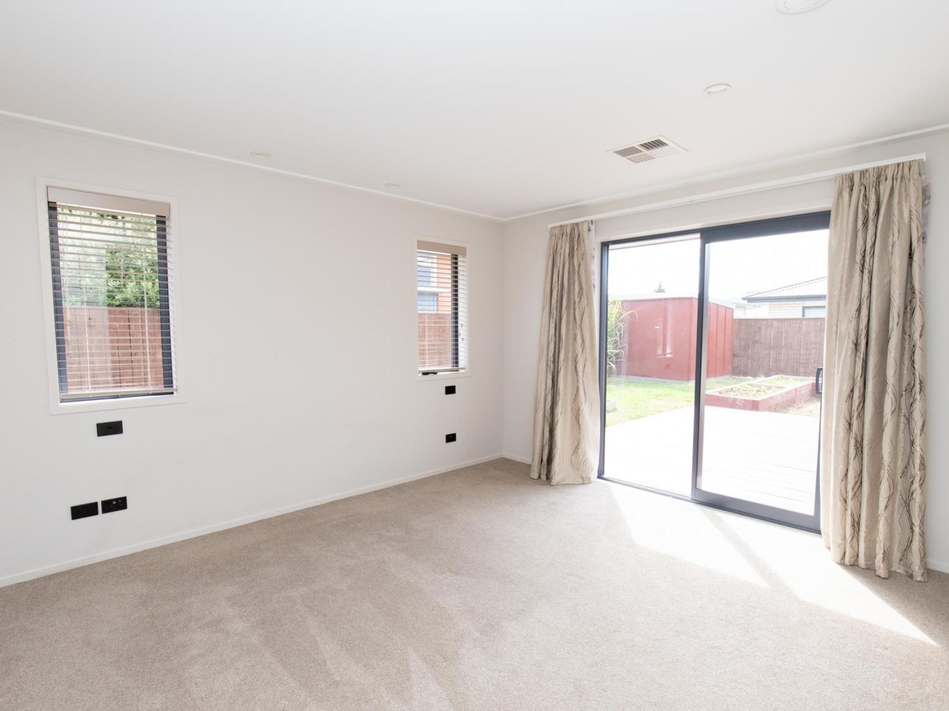 27 Costello Drive, Ngatea