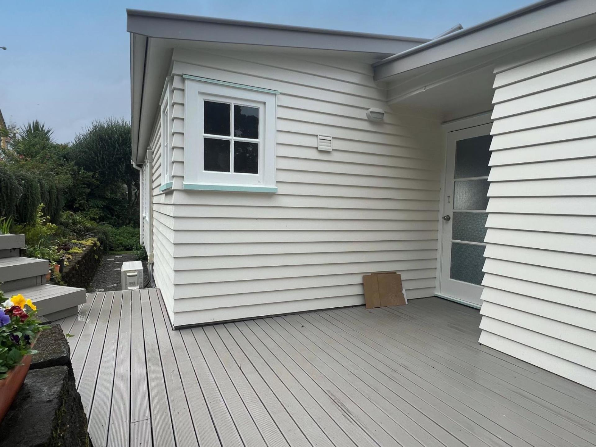 100 Vanguard Street, Thames