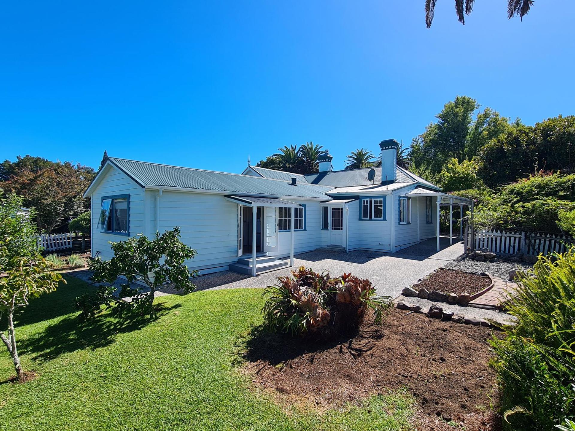 1699 Rings Road, Coromandel