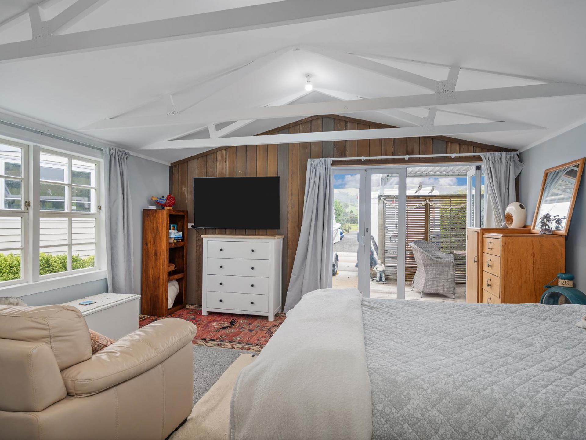 17 Cemetery Road, Kuaotunu