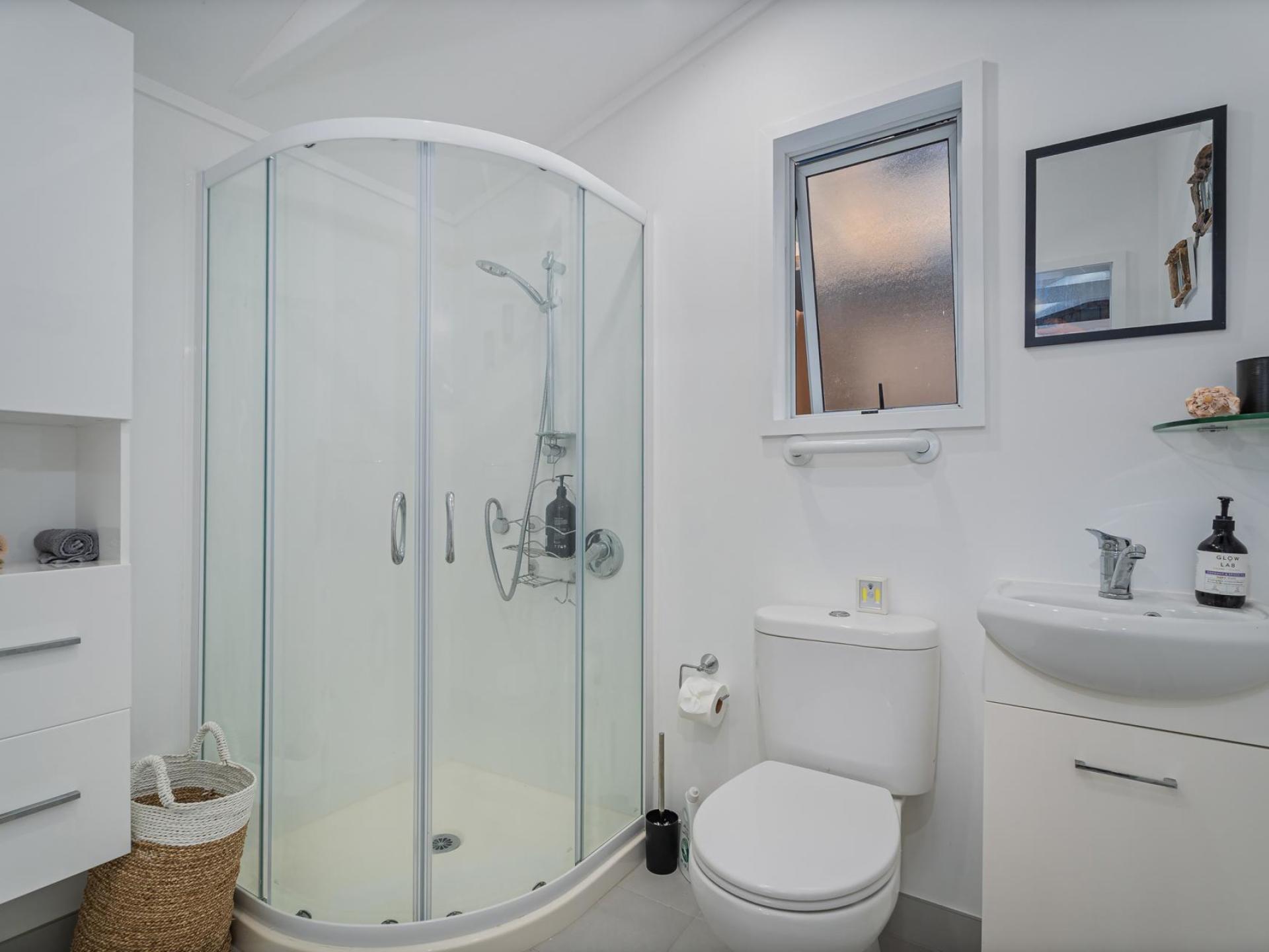 17 Cemetery Road, Kuaotunu