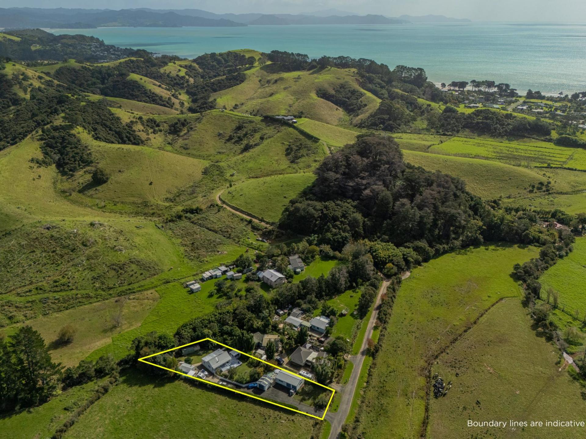 17 Cemetery Road, Kuaotunu