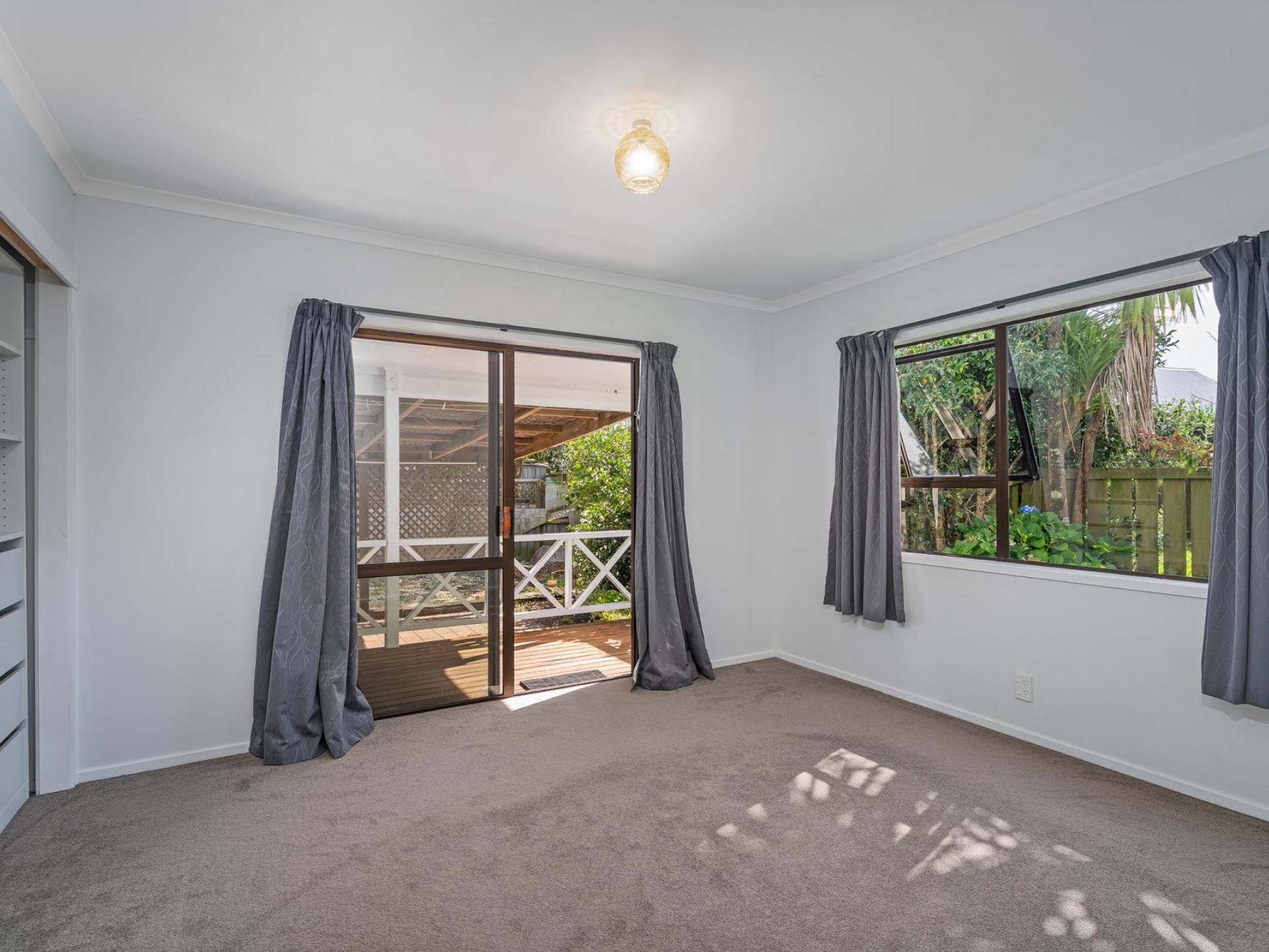 110 Kenwood Drive, Matarangi