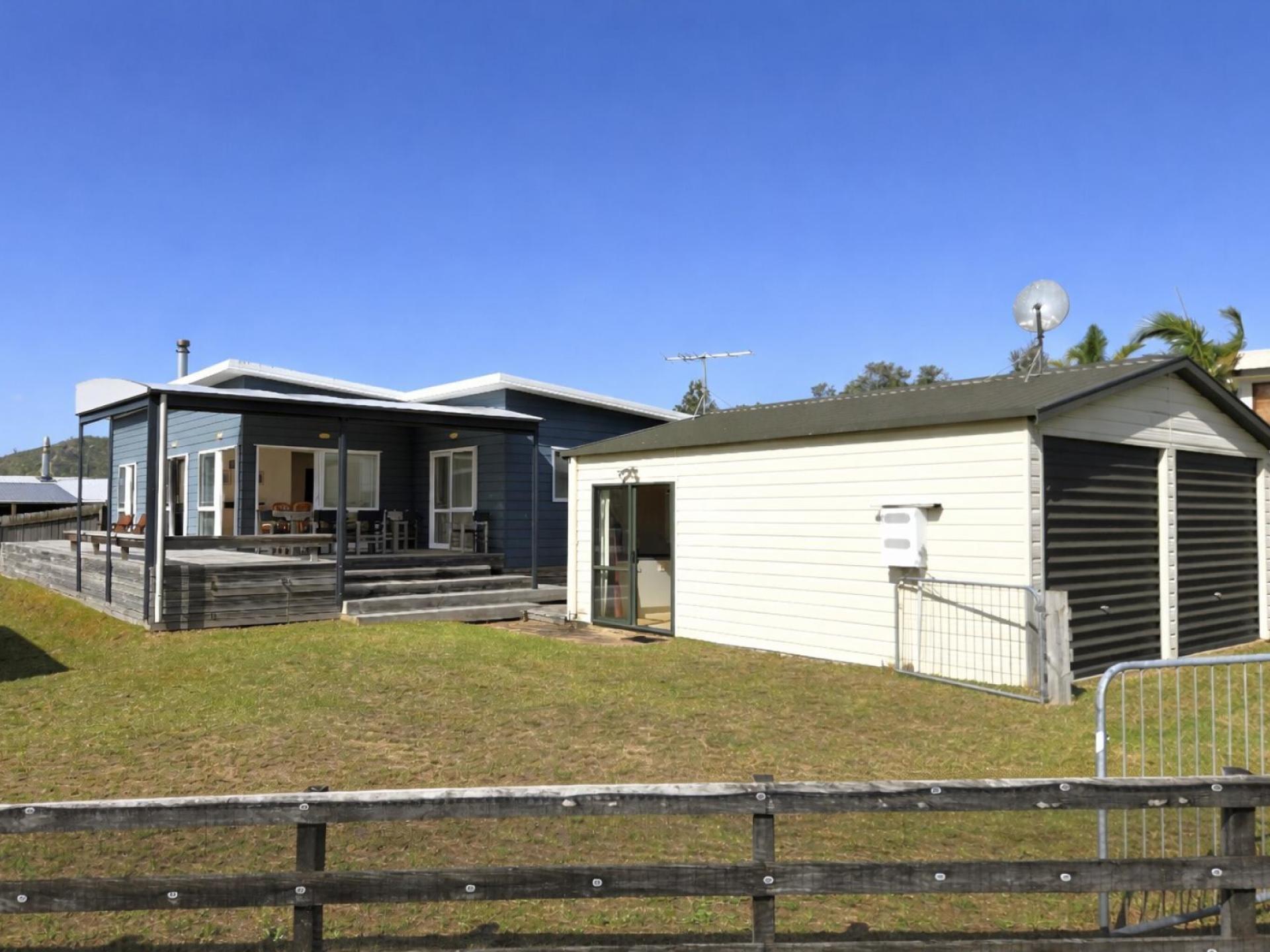 108 Manuka Place, Matarangi