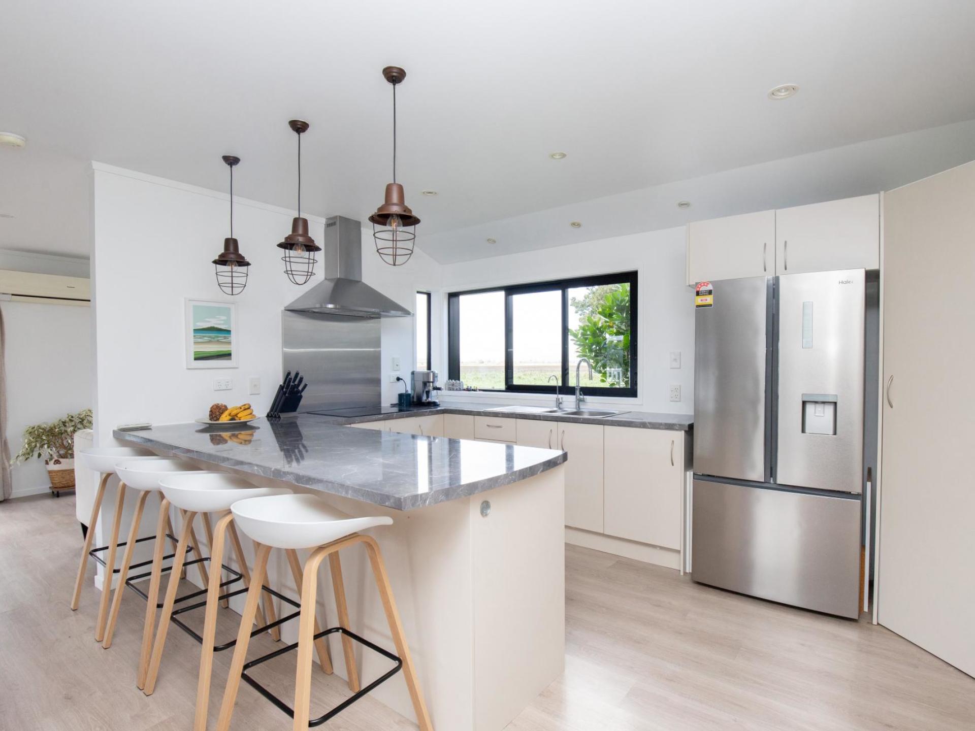 230 Central Road North, Waitakaruru