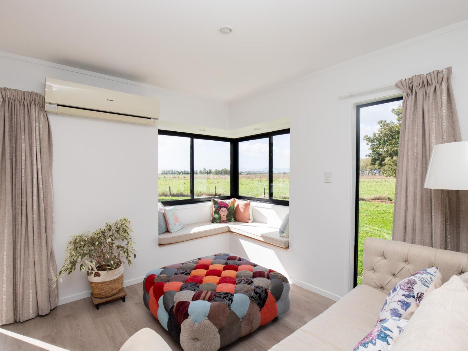 230 Central Road North, Waitakaruru