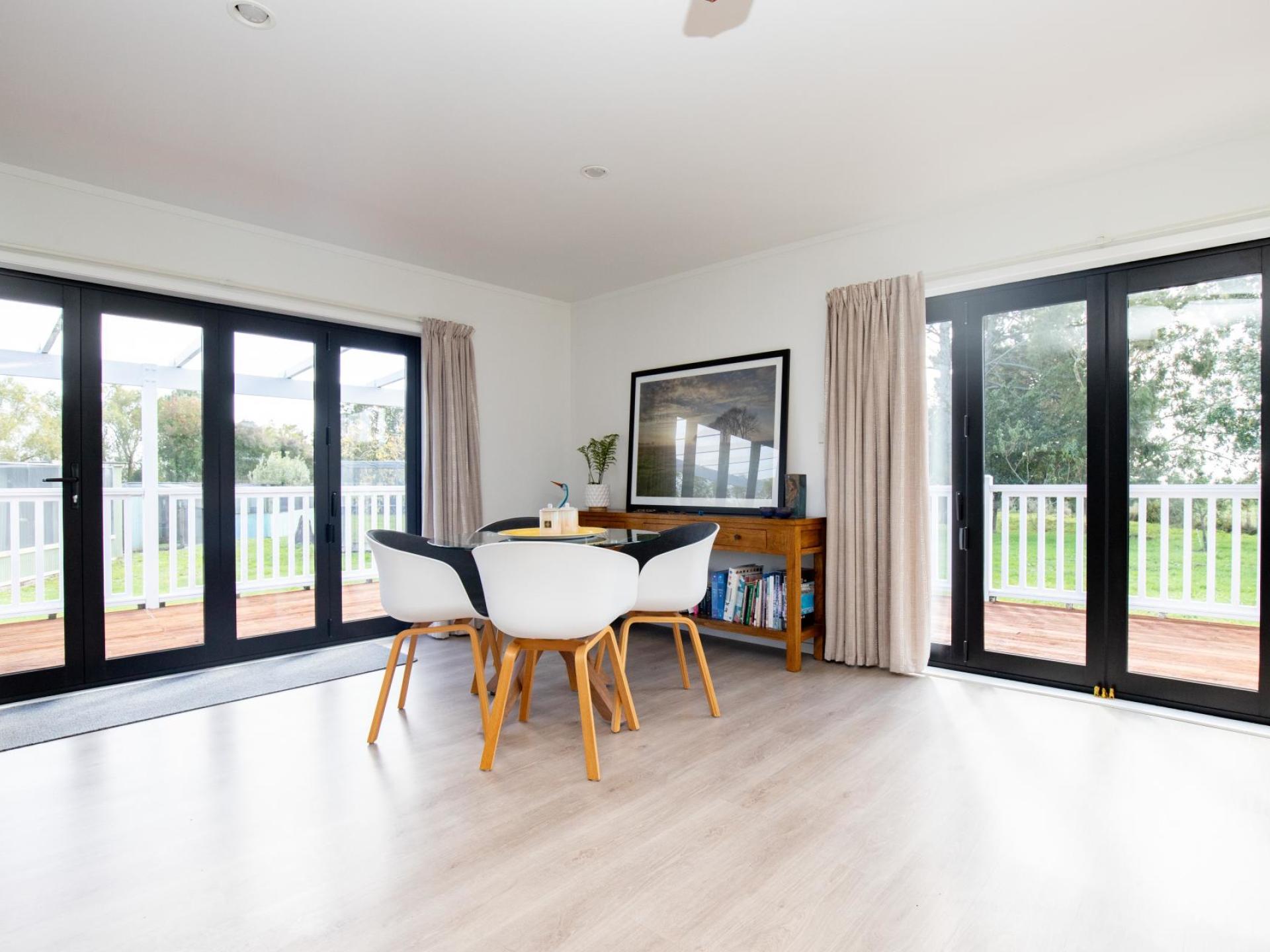 230 Central Road North, Waitakaruru