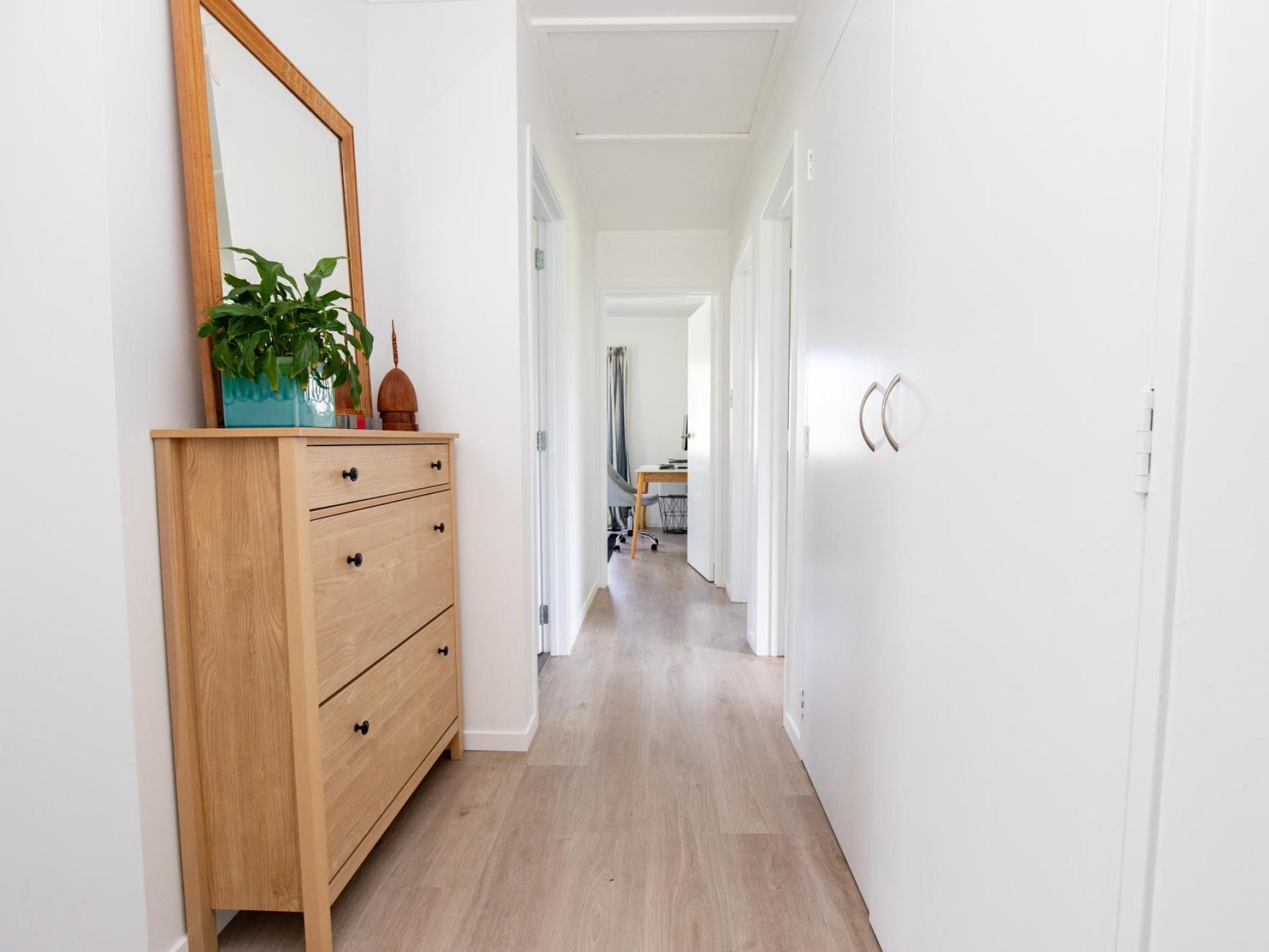 230 Central Road North, Waitakaruru