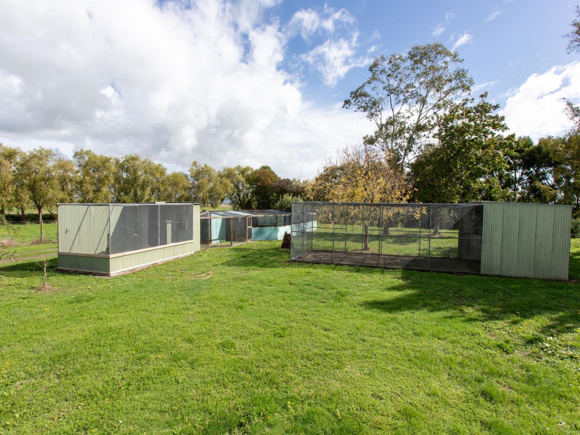 230 Central Road North, Waitakaruru