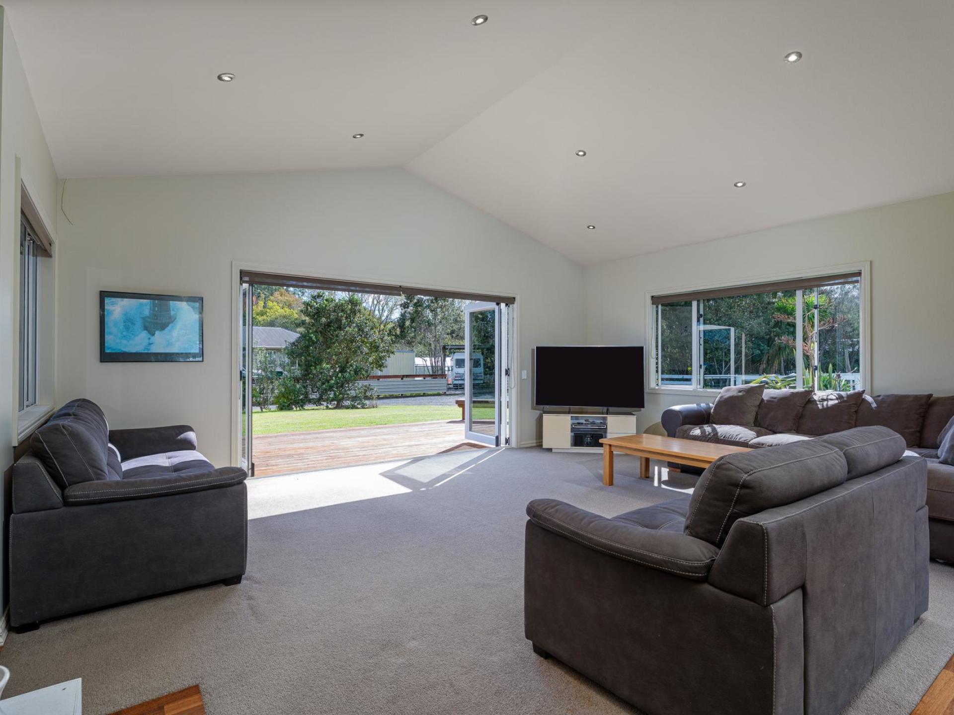 294 Albert Street, Coromandel