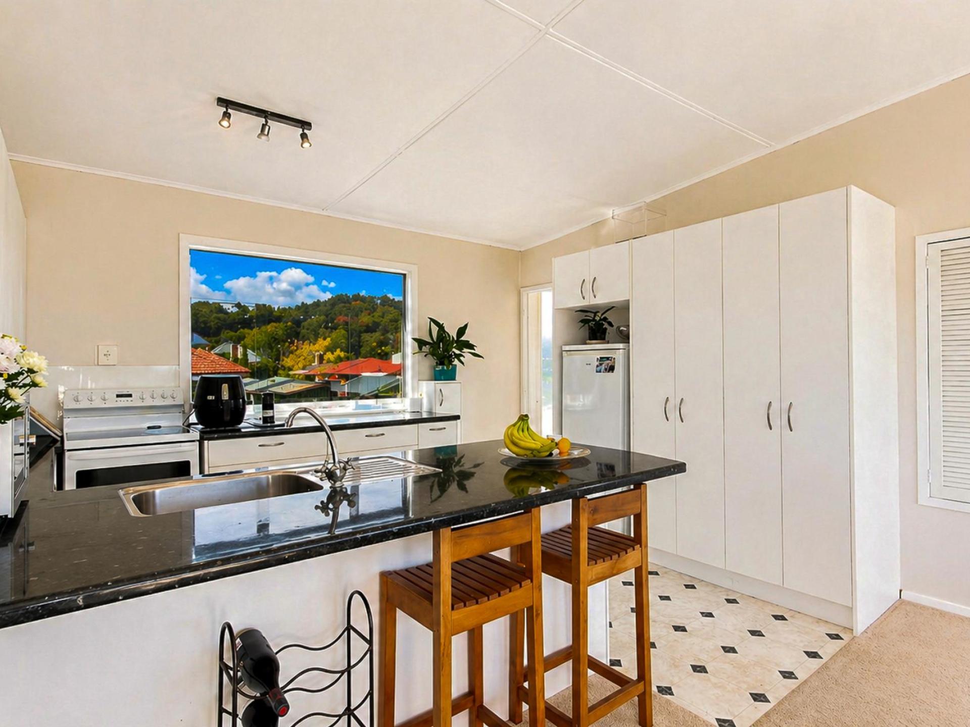 112 Kuranui Street, Thames