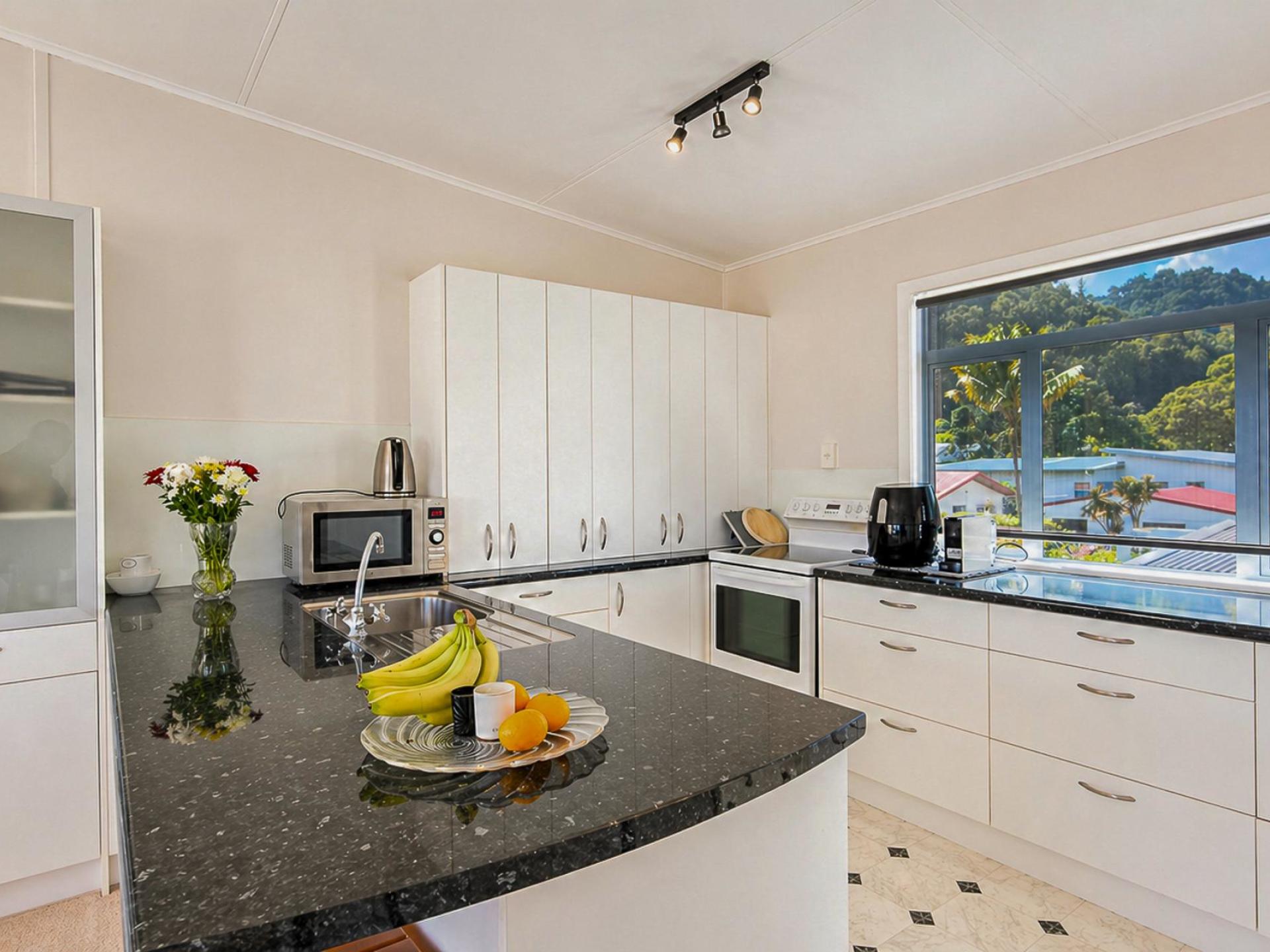 112 Kuranui Street, Thames