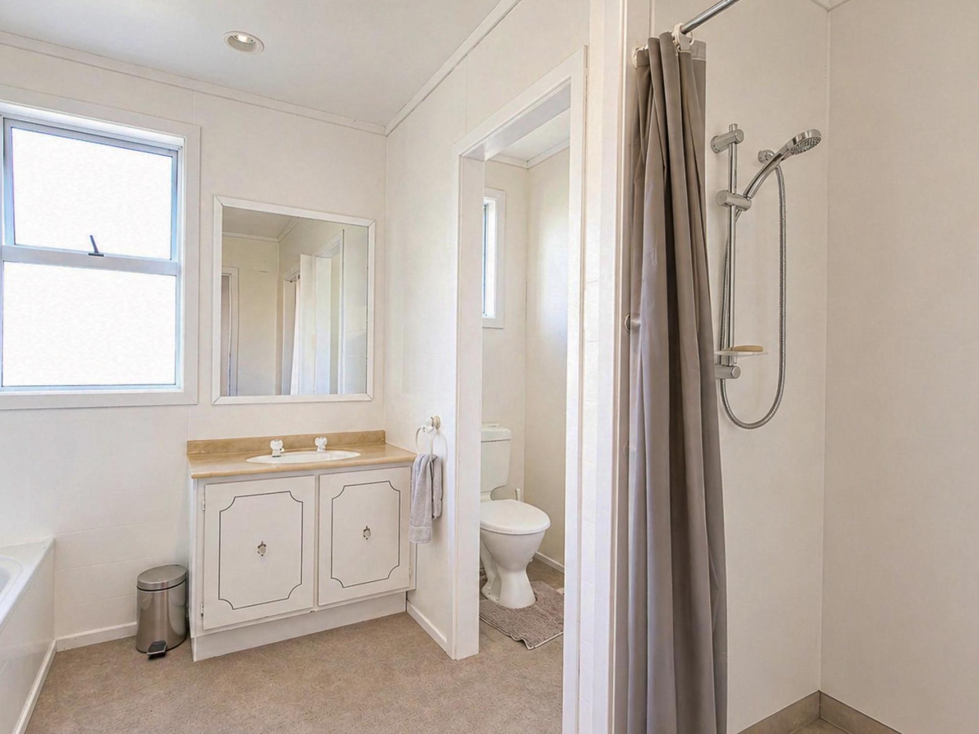 112 Kuranui Street, Thames