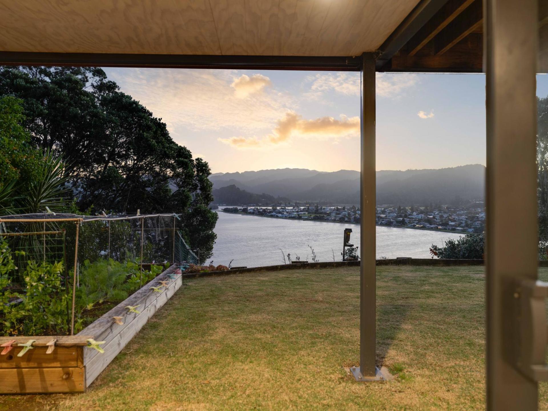 8 Wiremu Road, Tairua