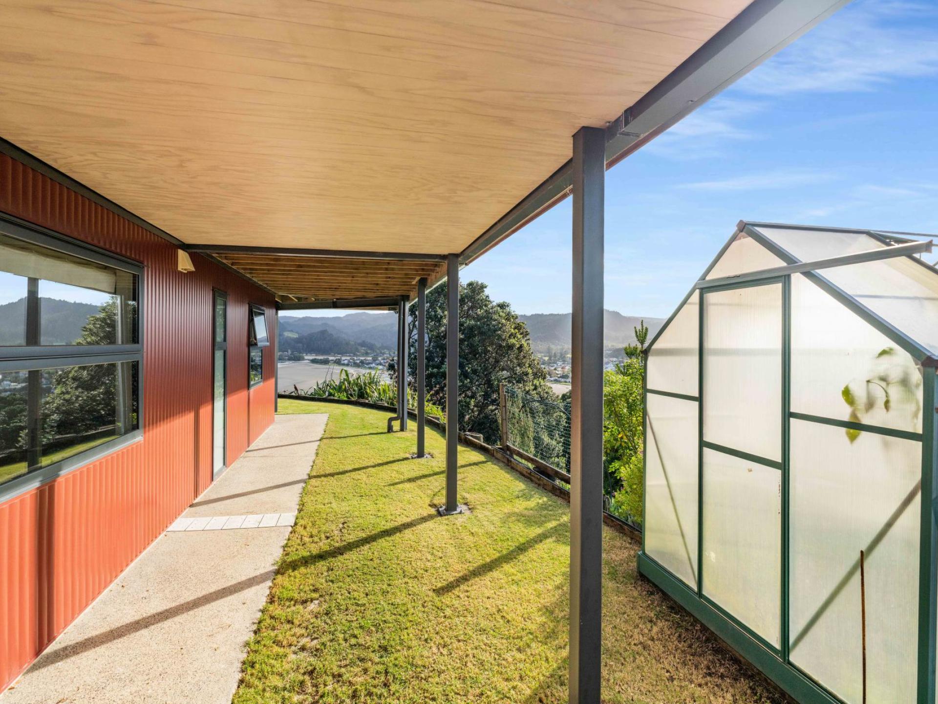 8 Wiremu Road, Tairua