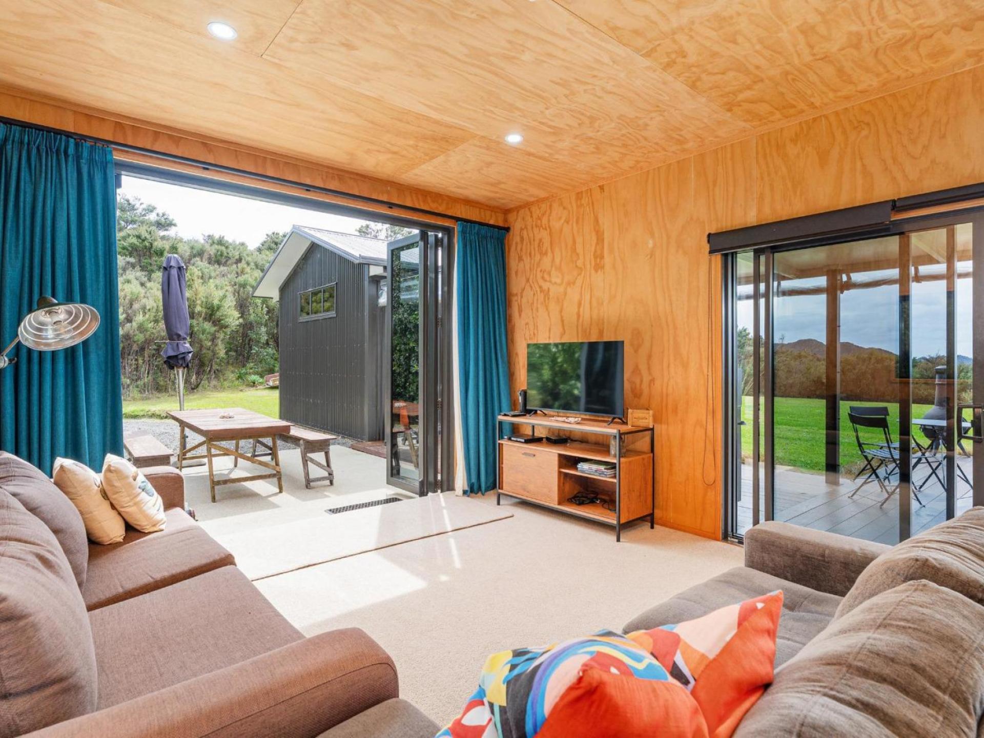 106A Horongaherehere, Whangapoua